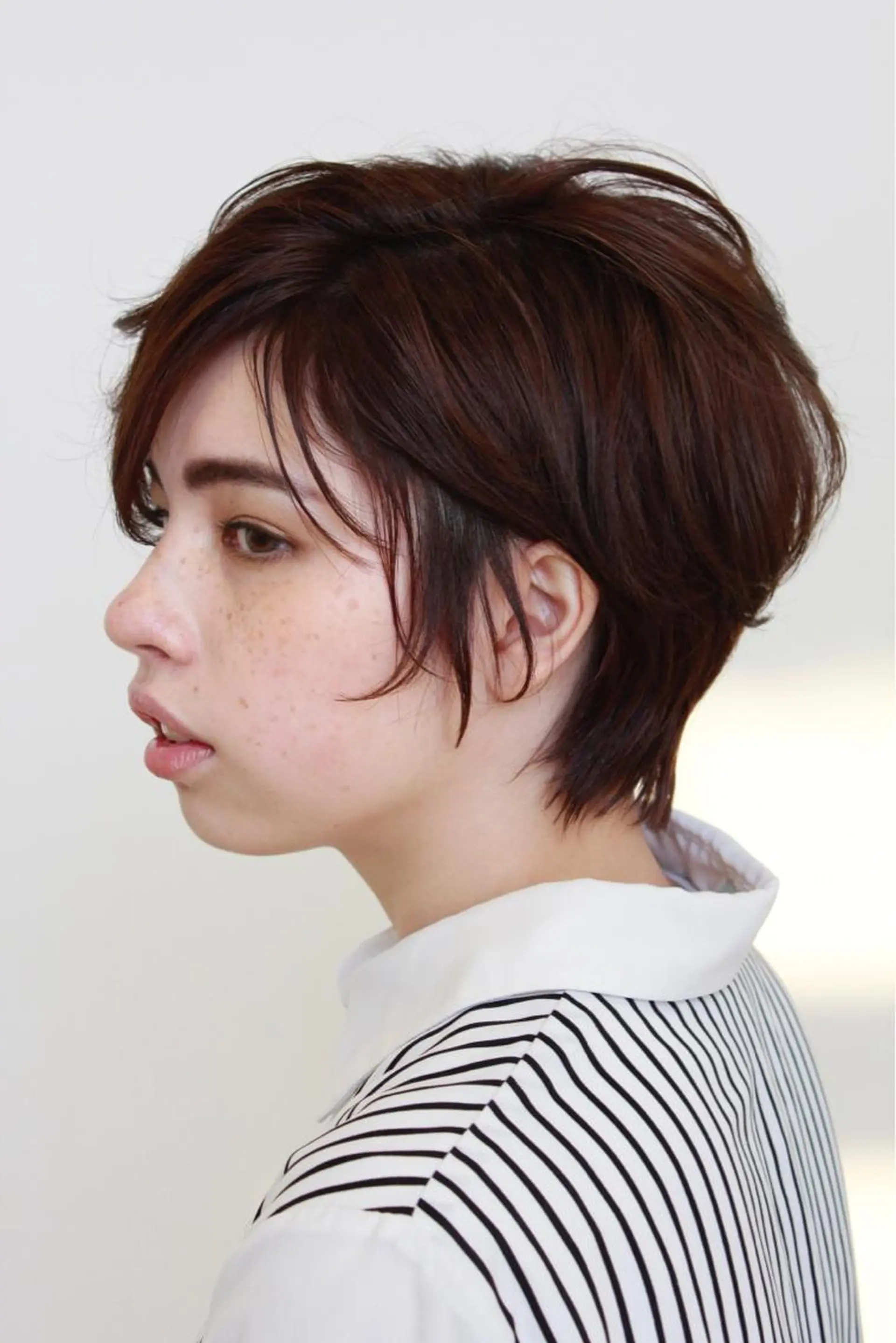 ショート カラー ショートボブ ブラウンカラー ナチュラルブラウン ボブ ショートヘア 門田 恭弥のヘアスタイル