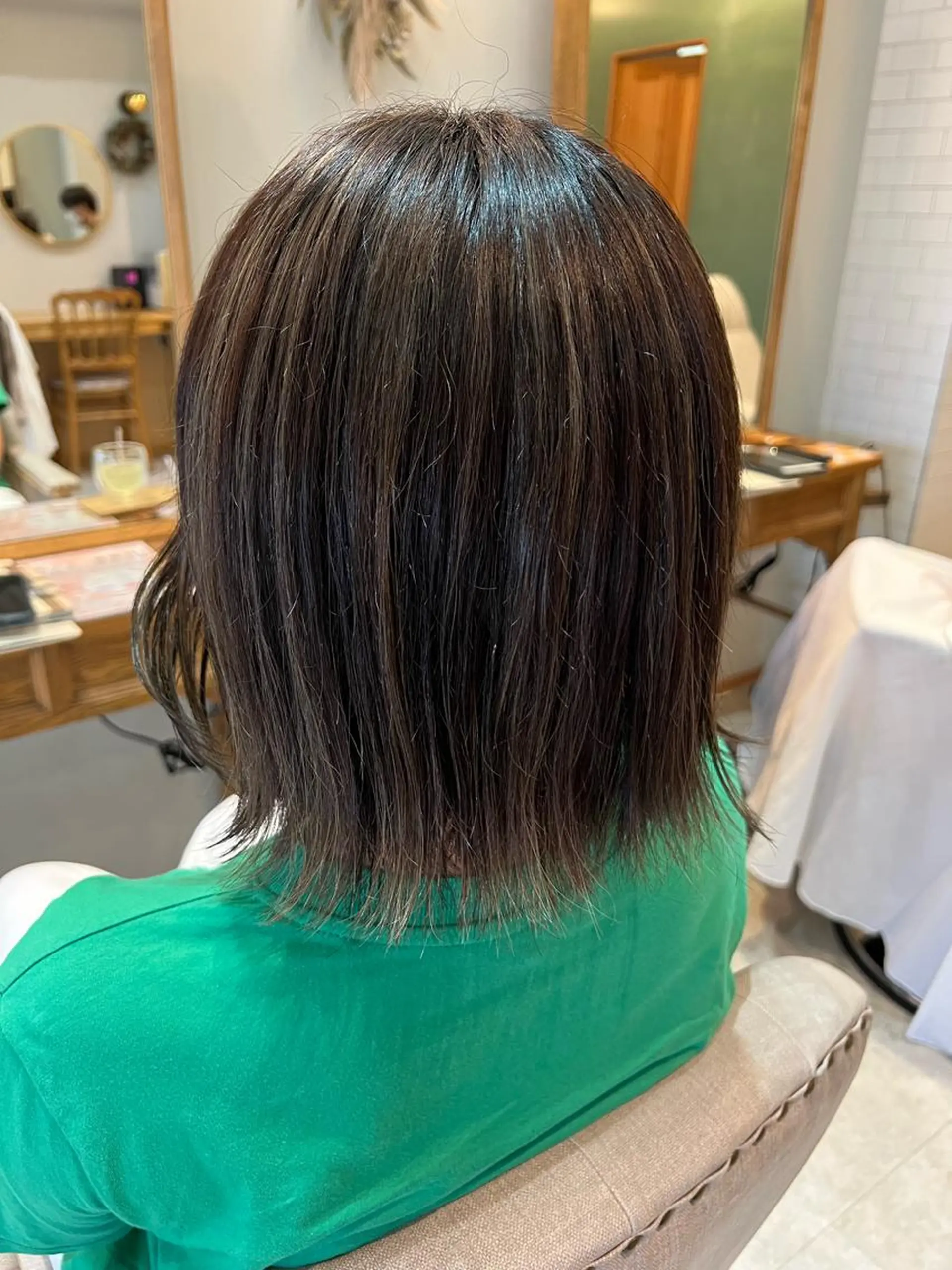 ミディアム カラー ぱつボブ/ ショート/YUKIのヘアスタイル