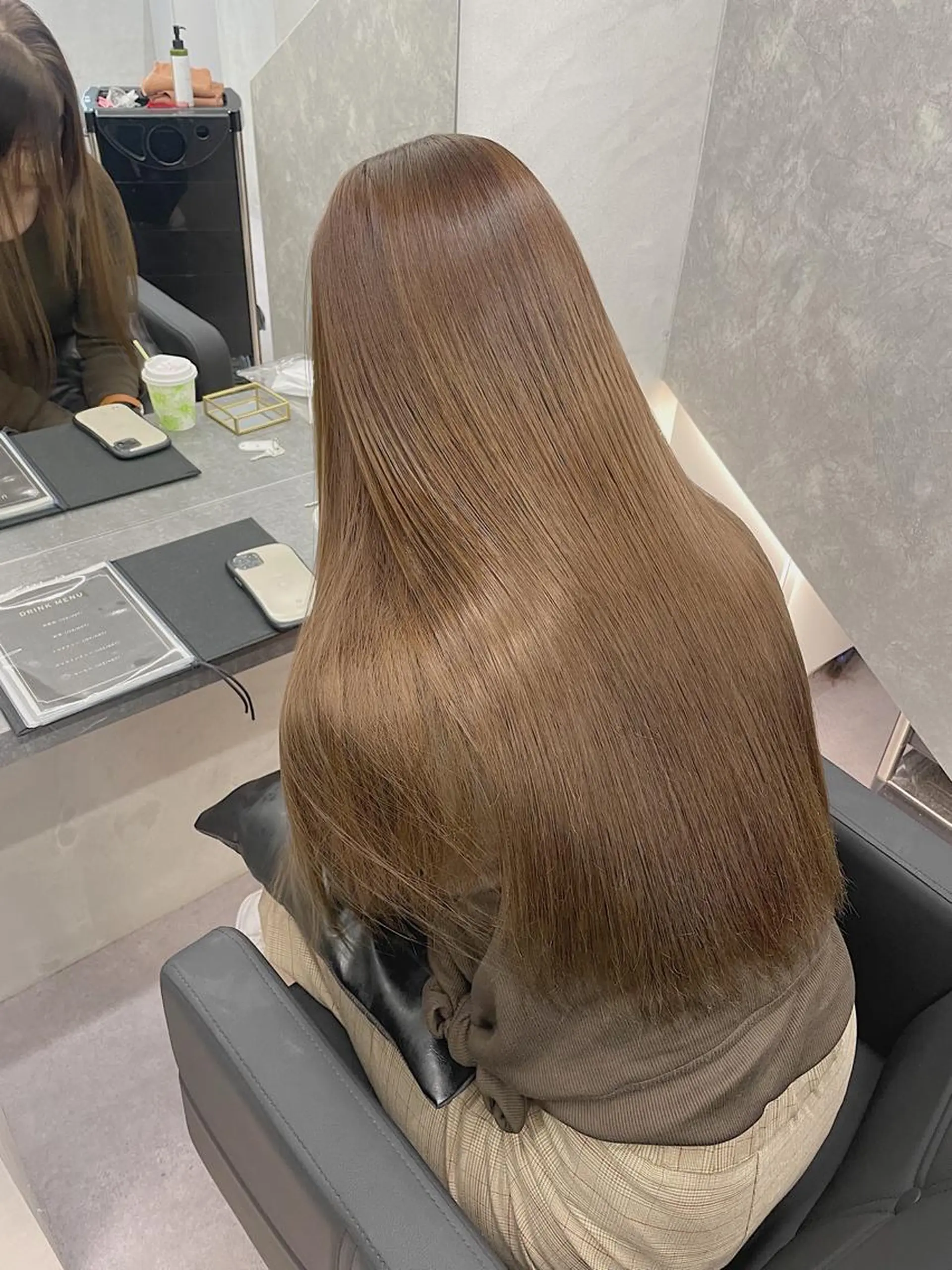 カラー アッシュ バレイヤージュ ベージュカラー 黒髪 ブリーチ ikuma/ ミルクティーのヘアスタイル