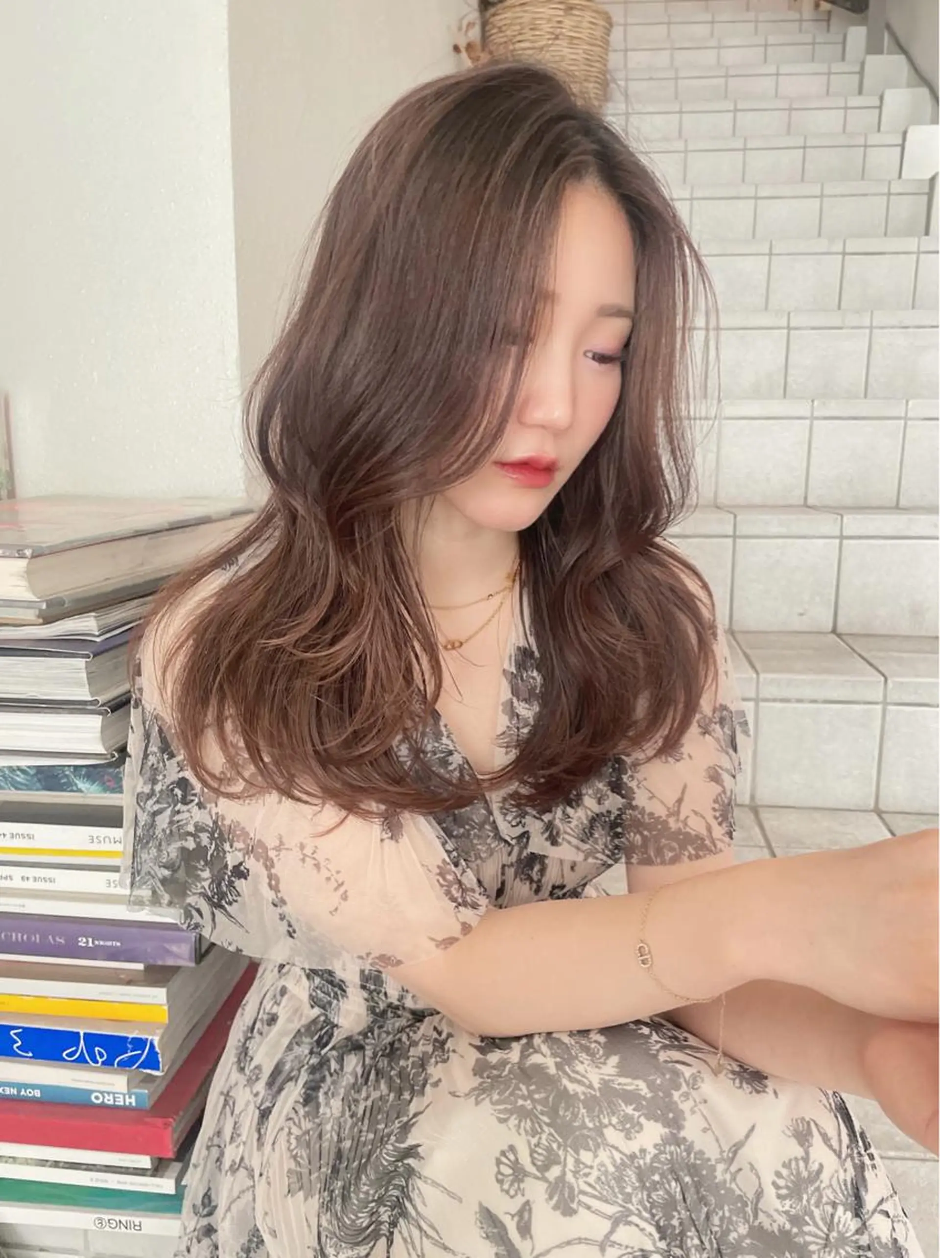 セミロング カラー ヘアカラー レイヤーカット/ 縮毛矯正/ミサキ💐のヘアスタイル