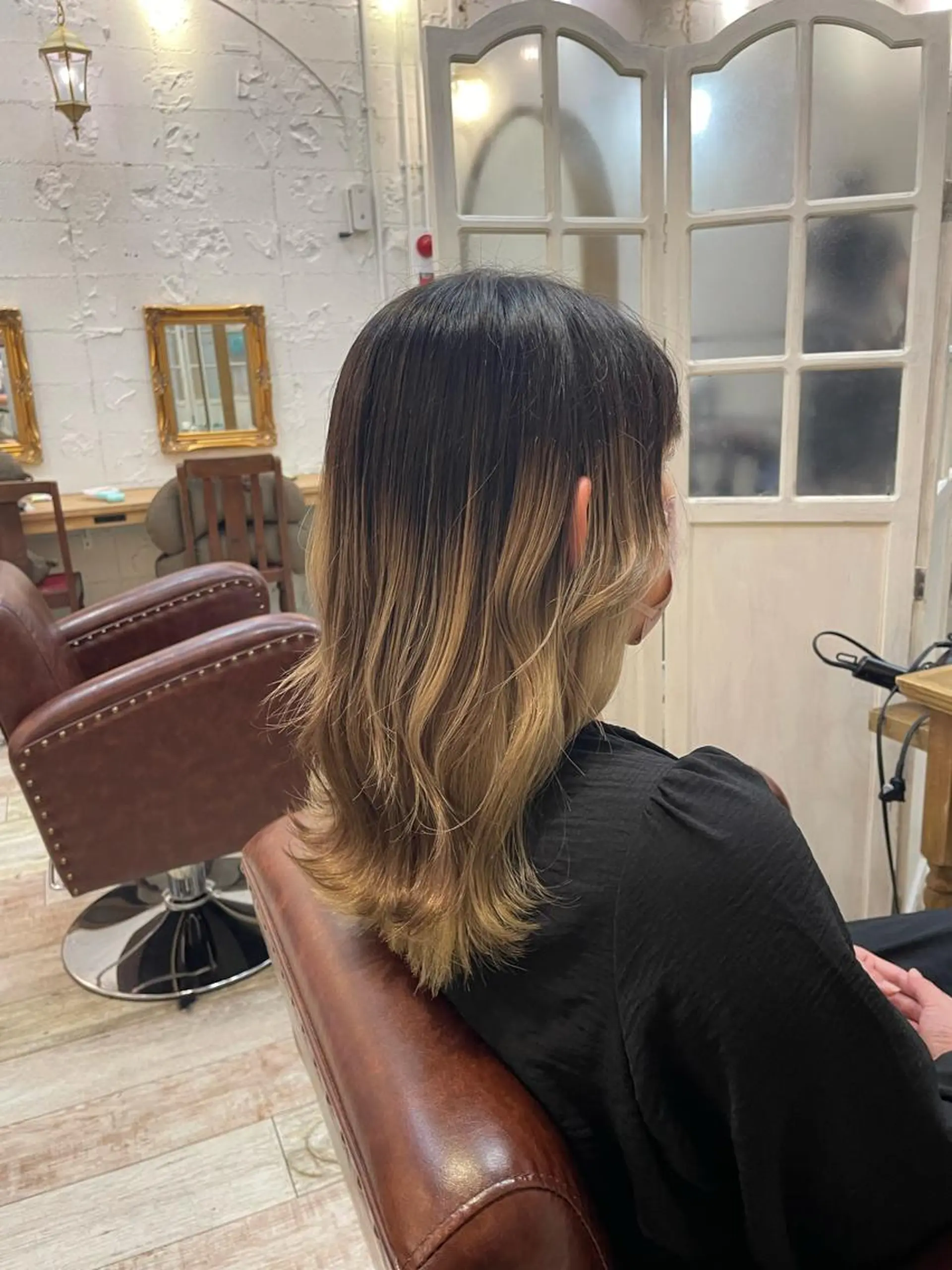 セミロング 大人ガーリー🕊 Lewinはるのヘアスタイル