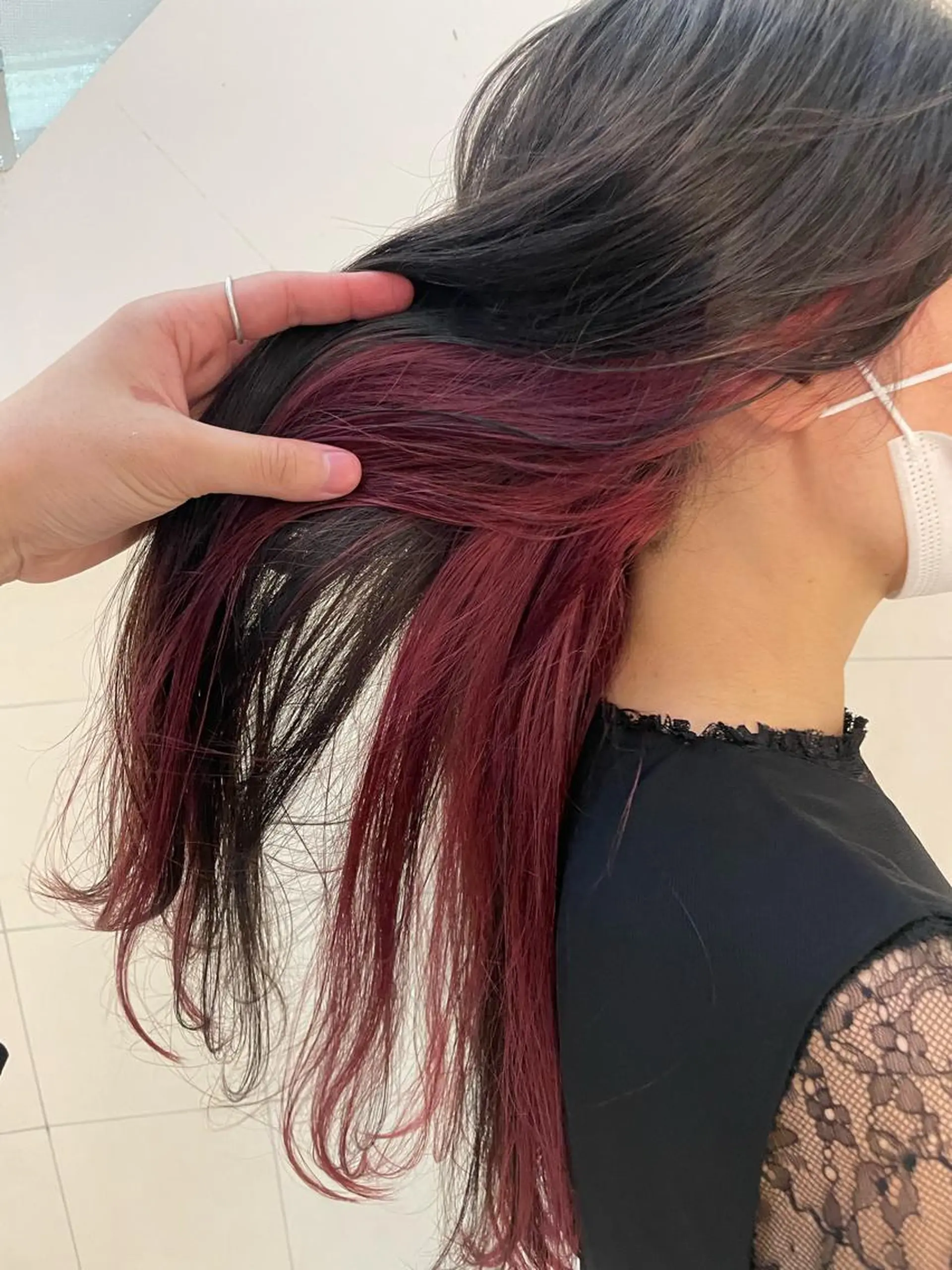 ミディアム カラー ケアブリーチ/ エクステ/レイヤーのヘアスタイル