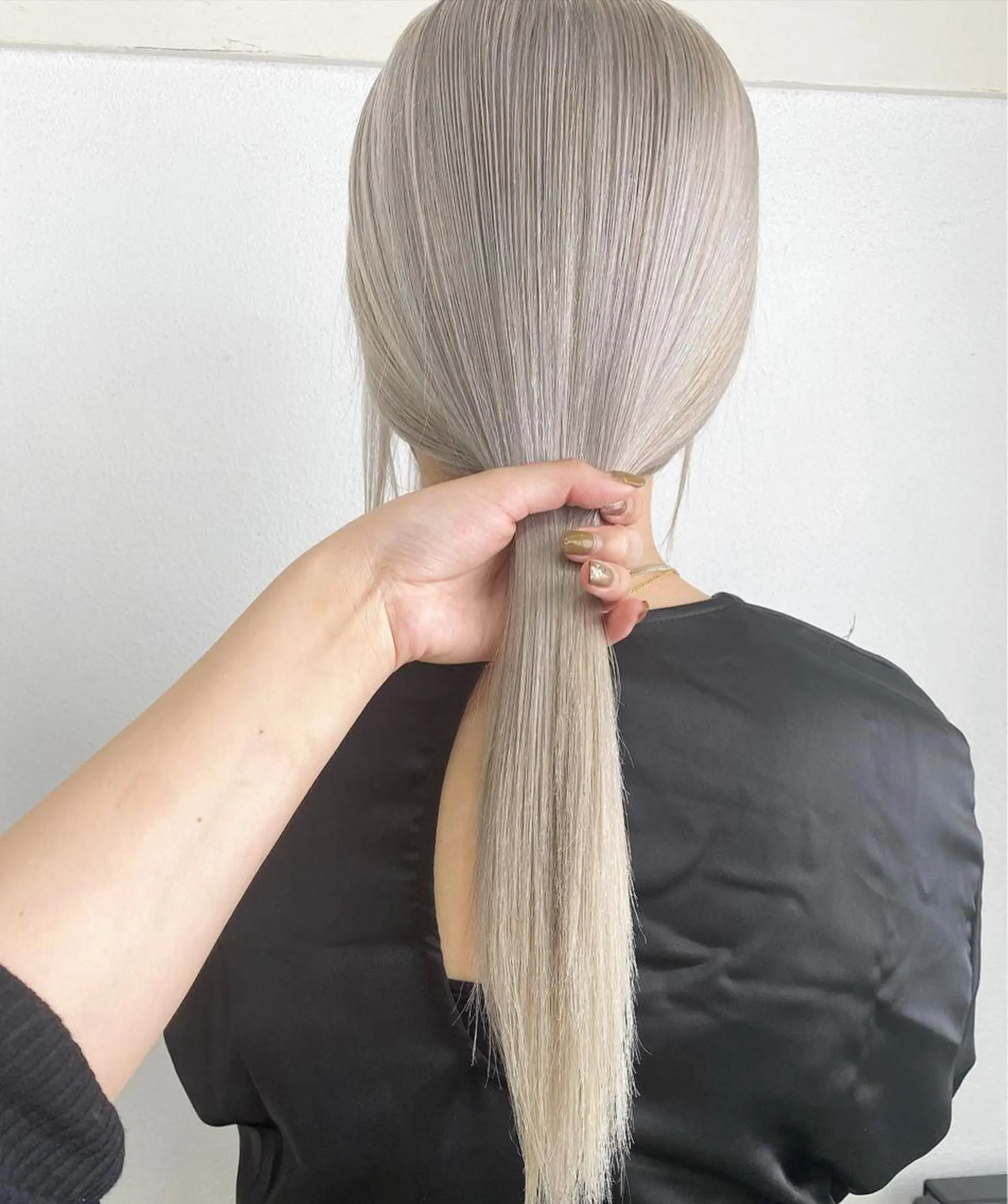 セミロング カラー ヘアカラー GiseL アンリのヘアスタイル