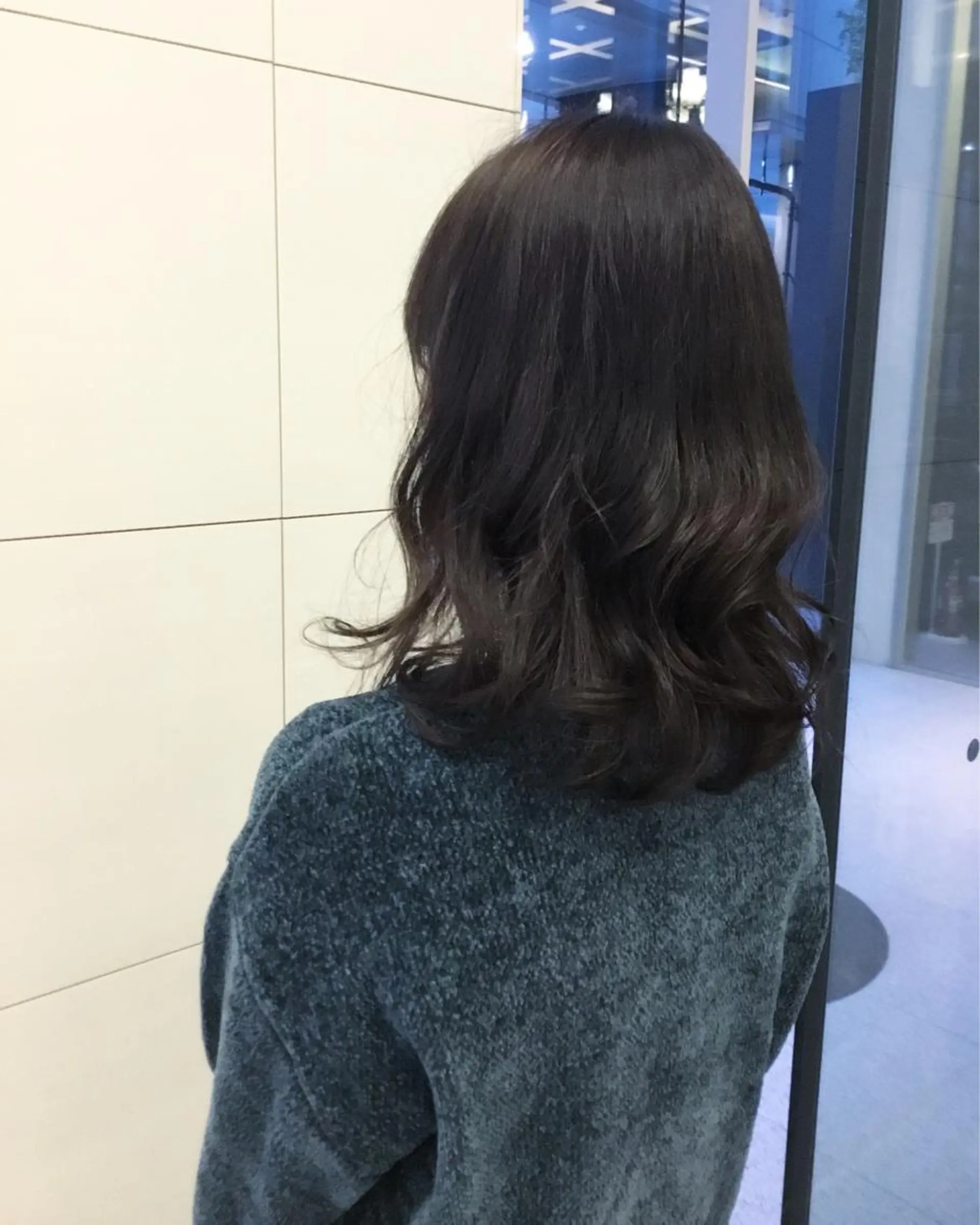セミロング カラー ヘアカラー K. SUZUKAのヘアスタイル