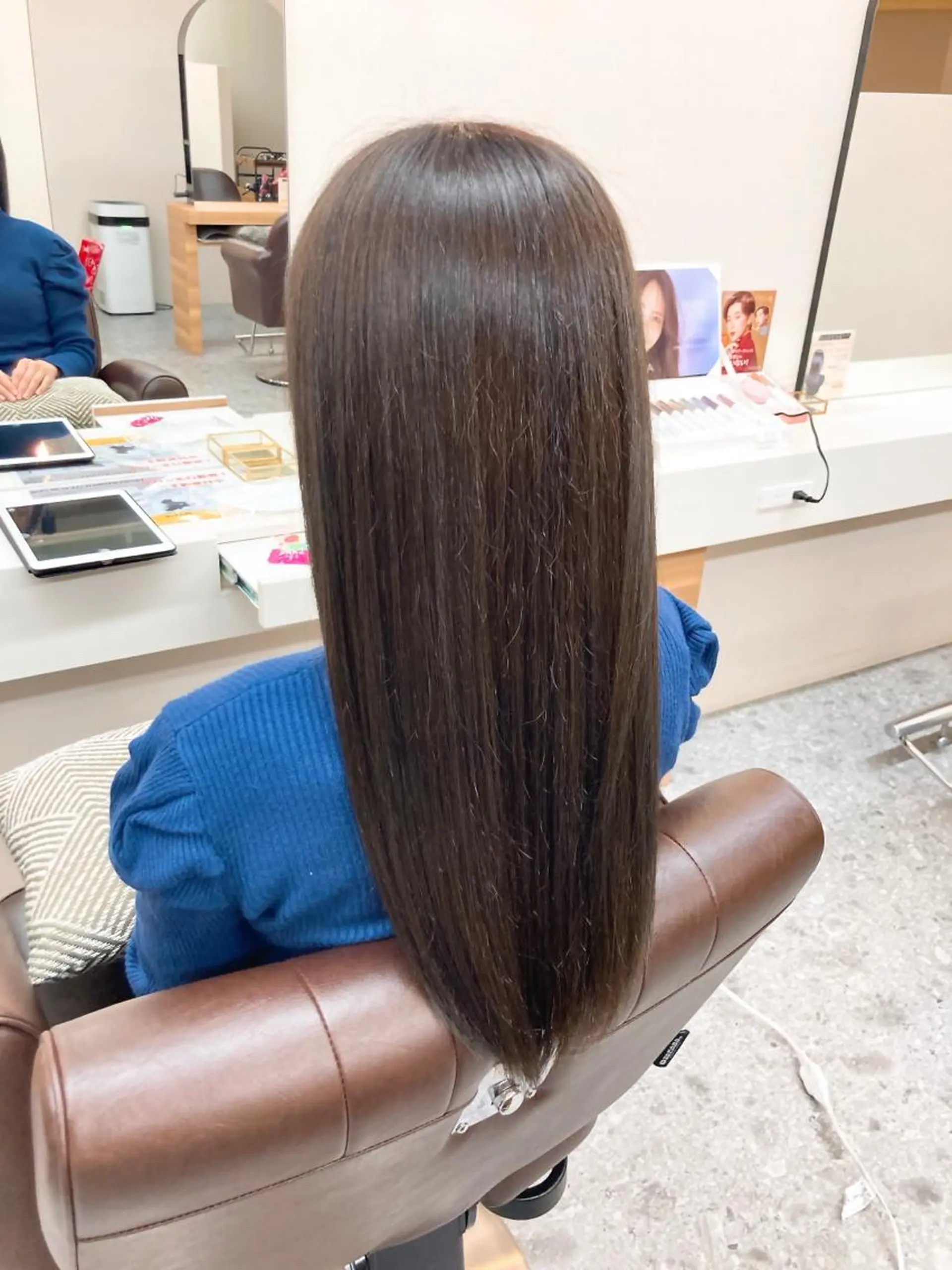 ロング カラー 西原 みさきのヘアスタイル