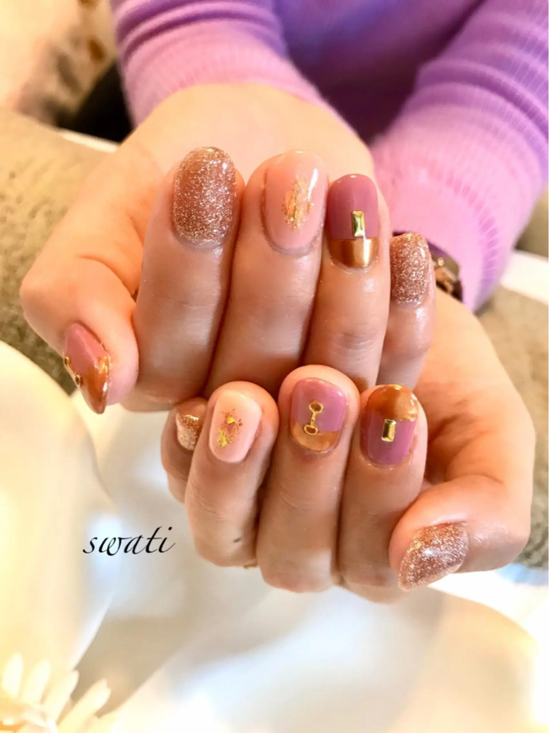 ネイル アートネイル ラメ(グリッター) ミラーネイル オフィスネイル ピンク yuko （ネイリスト）のネイルデザイン