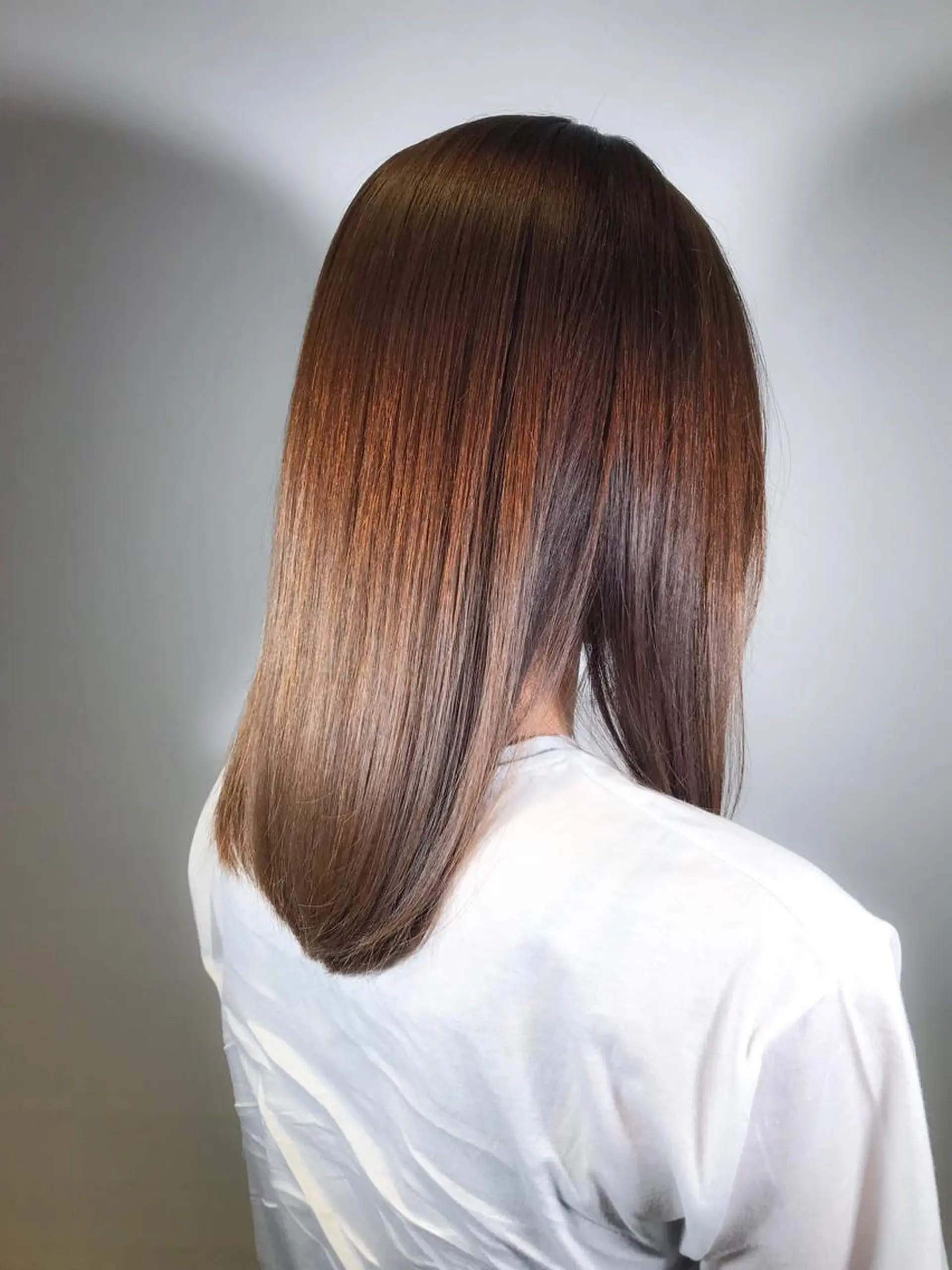 セミロング カラー BIANCO北堀江 AKANEのヘアスタイル