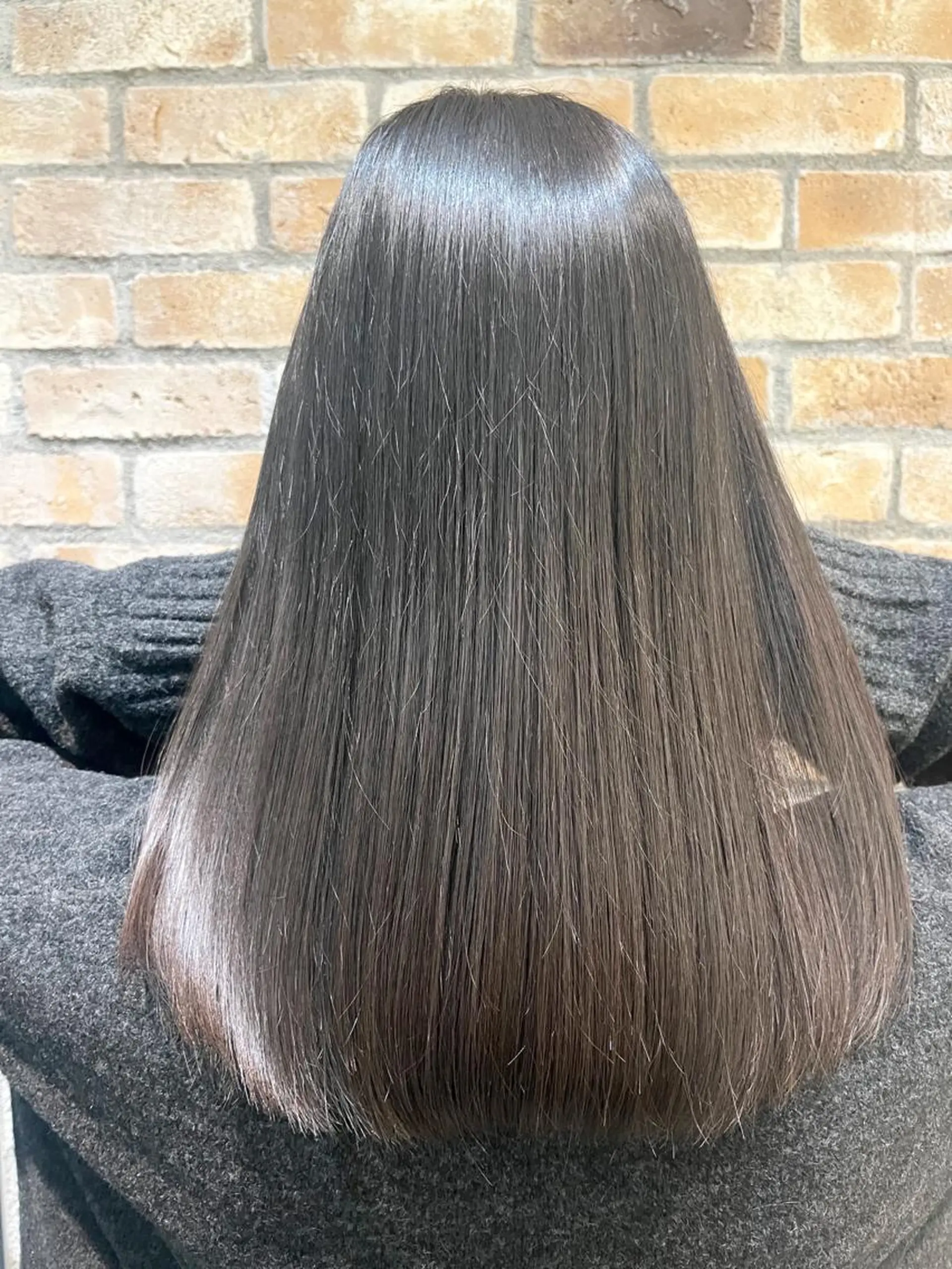 セミロング LucksiMie ginza  明松のヘアスタイル