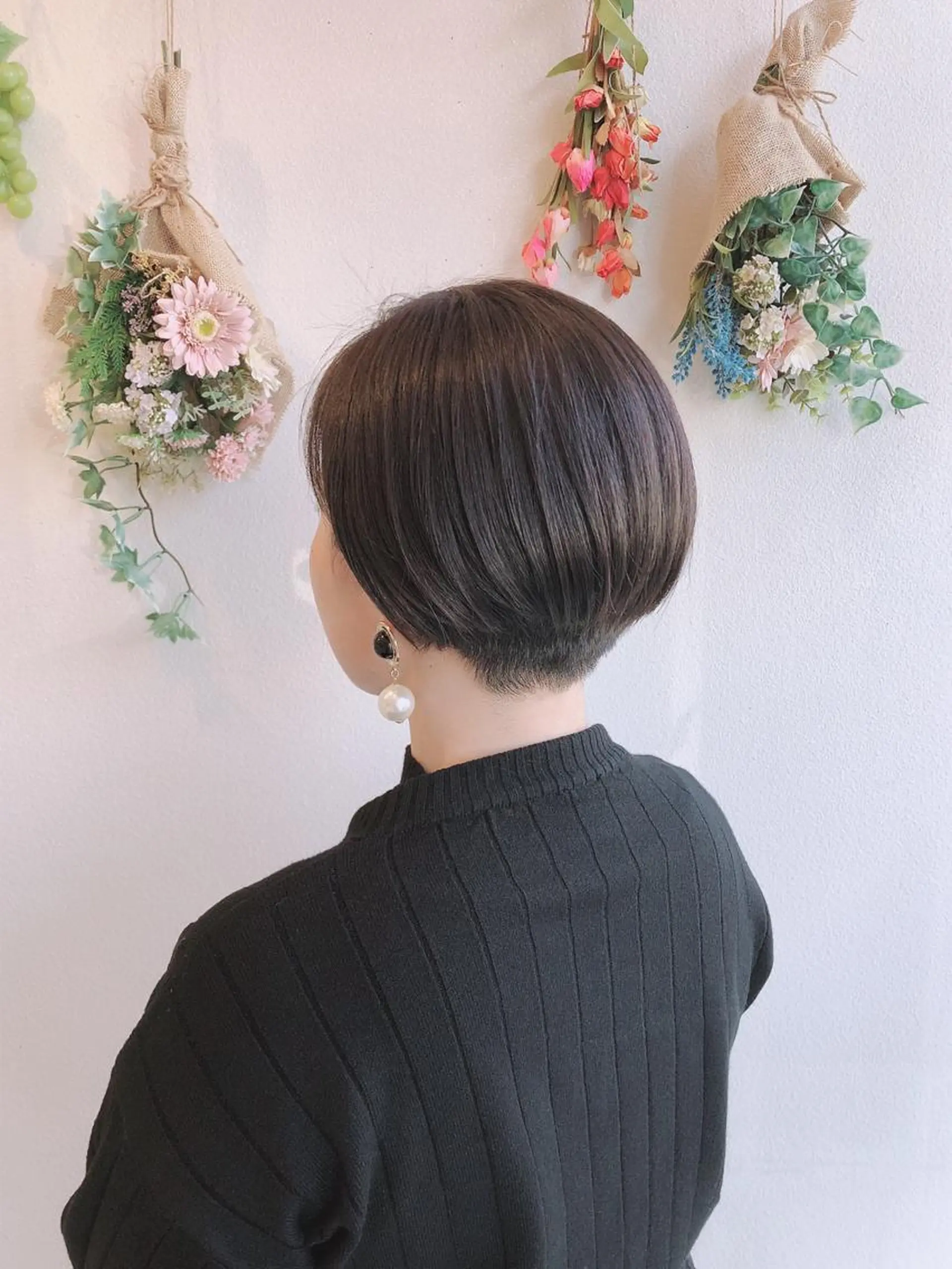 ショート カラー 西 めぐみのヘアスタイル