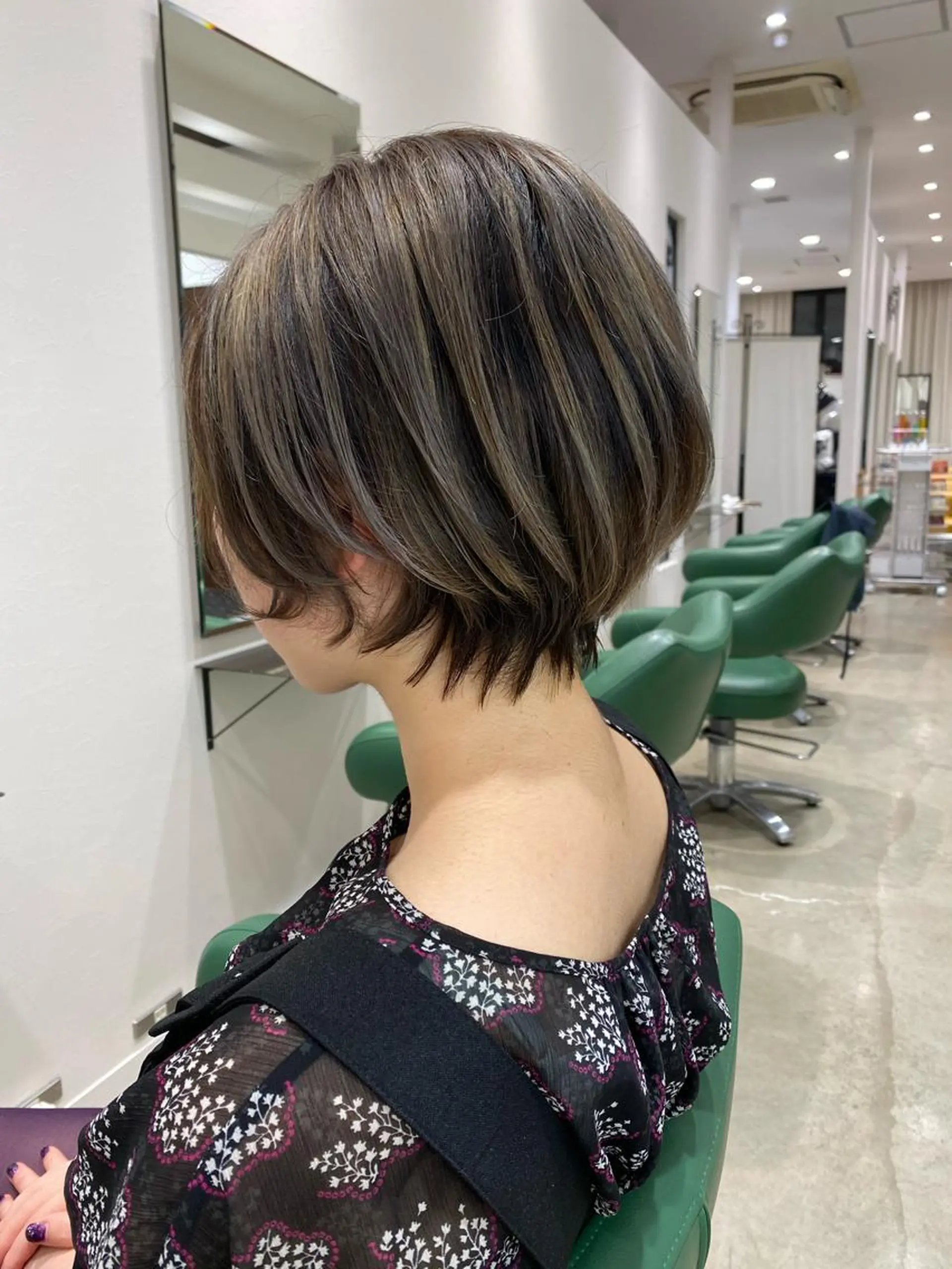 ショート カラー Re:ta Hair 飯田淳平のヘアスタイル