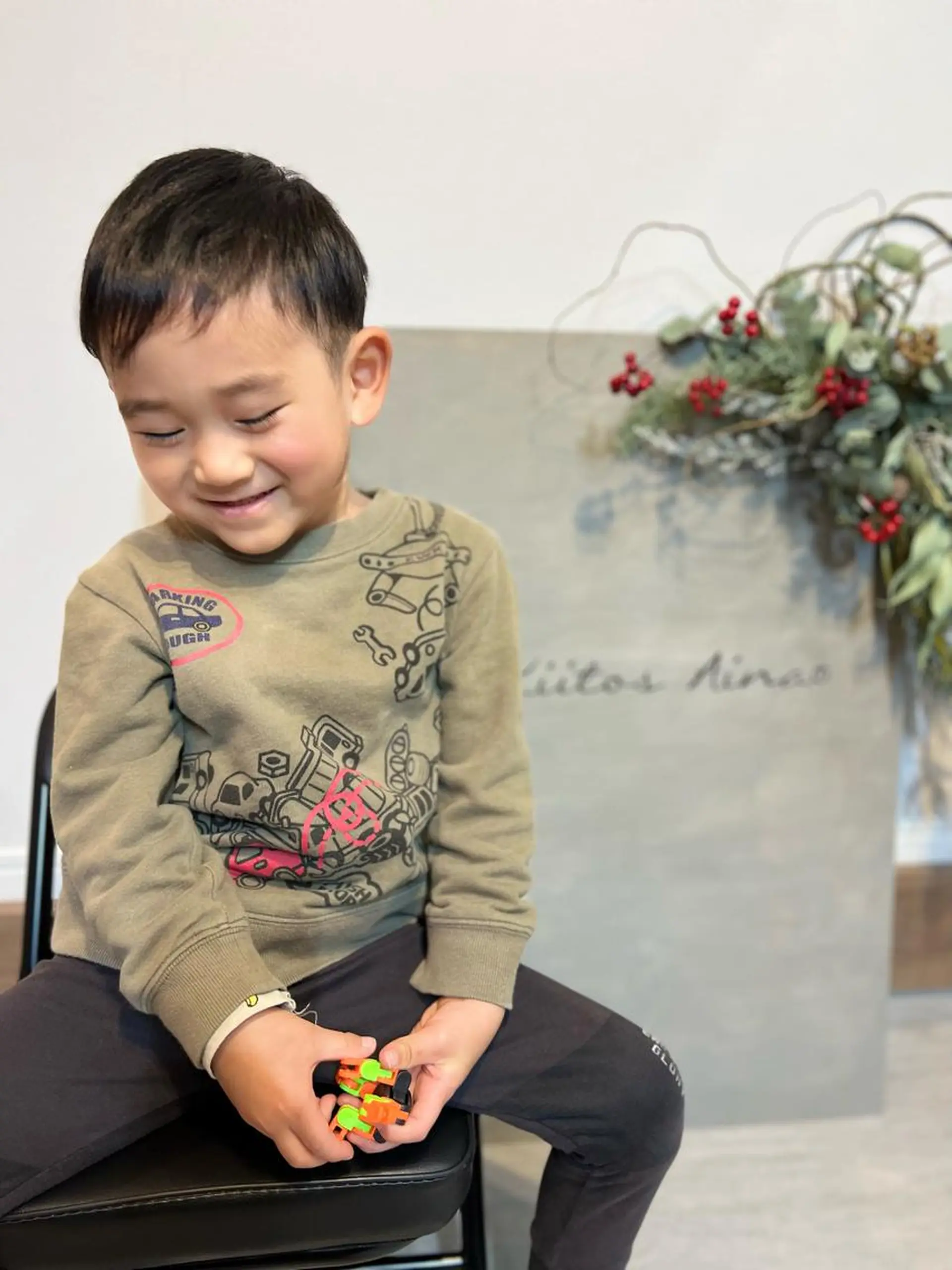 キッズ カット フェムフィット導入 個室空間✨佐藤華成のヘアスタイル