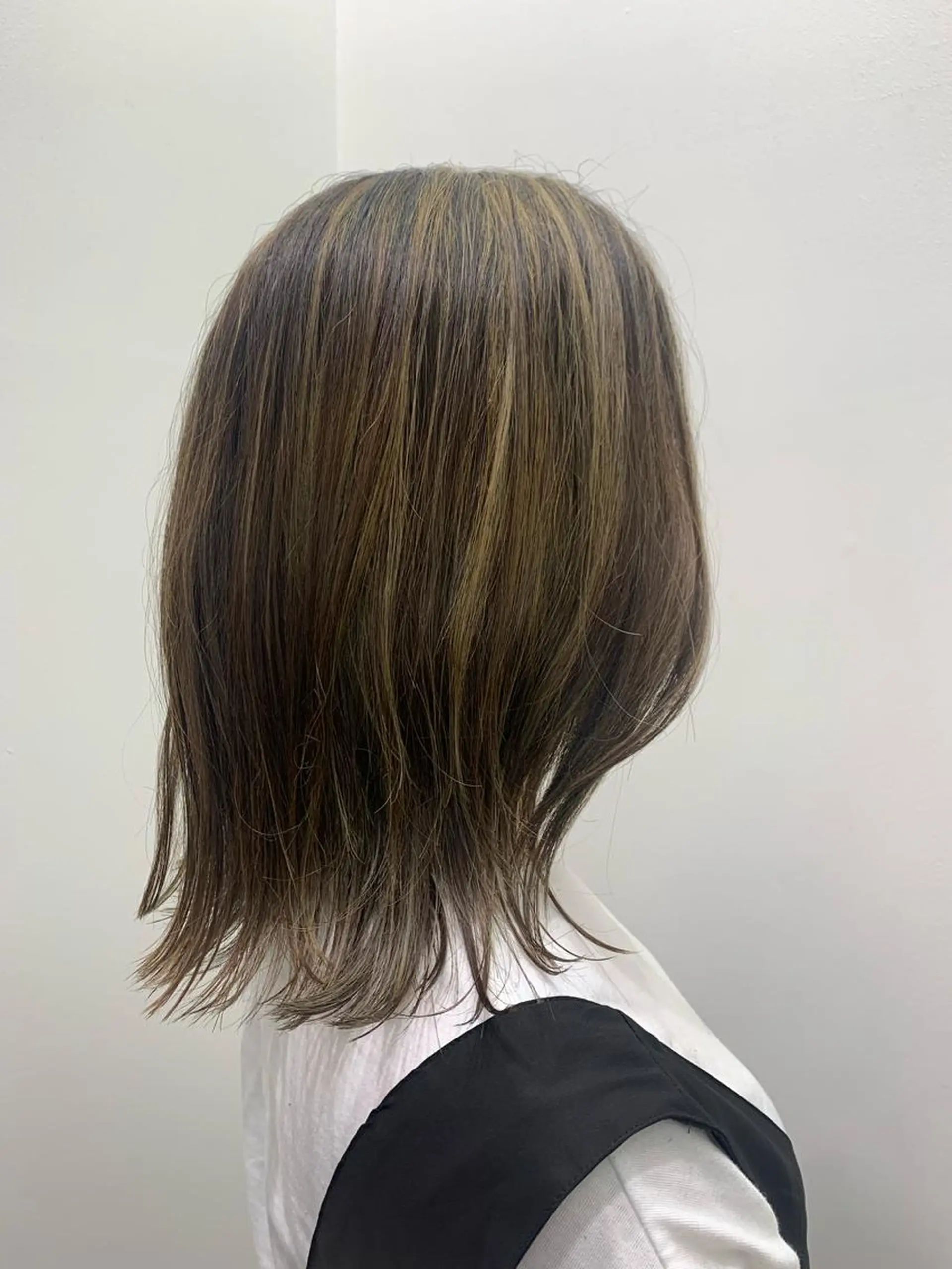 カラー ルーツカラー/ デザインカラー/井川のヘアスタイル