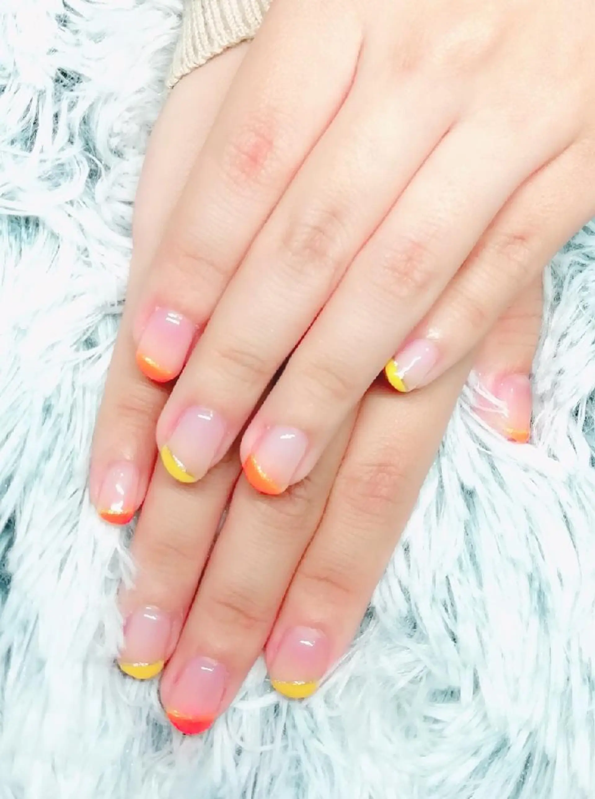 ネイル アートネイル フレンチネイル 斜めフレンチ 春ネイル ひだか あいこのネイルデザイン