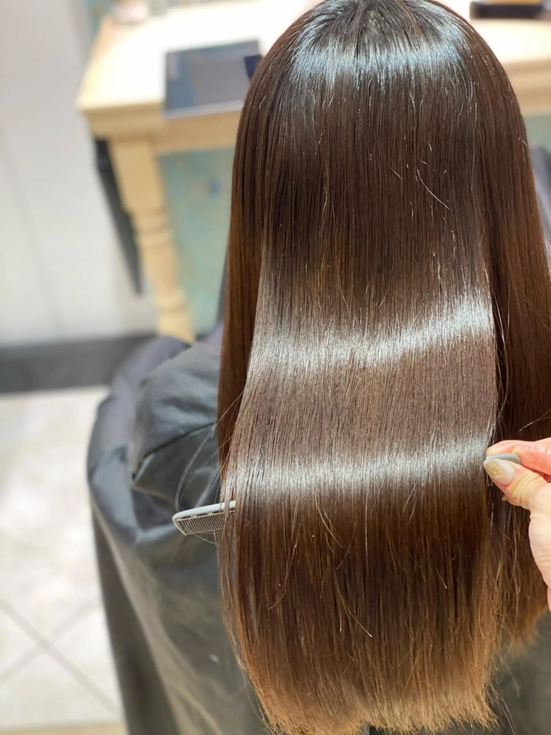 ロング トリートメント 髪質改善　縮毛の達人 矢井由真のヘアスタイル