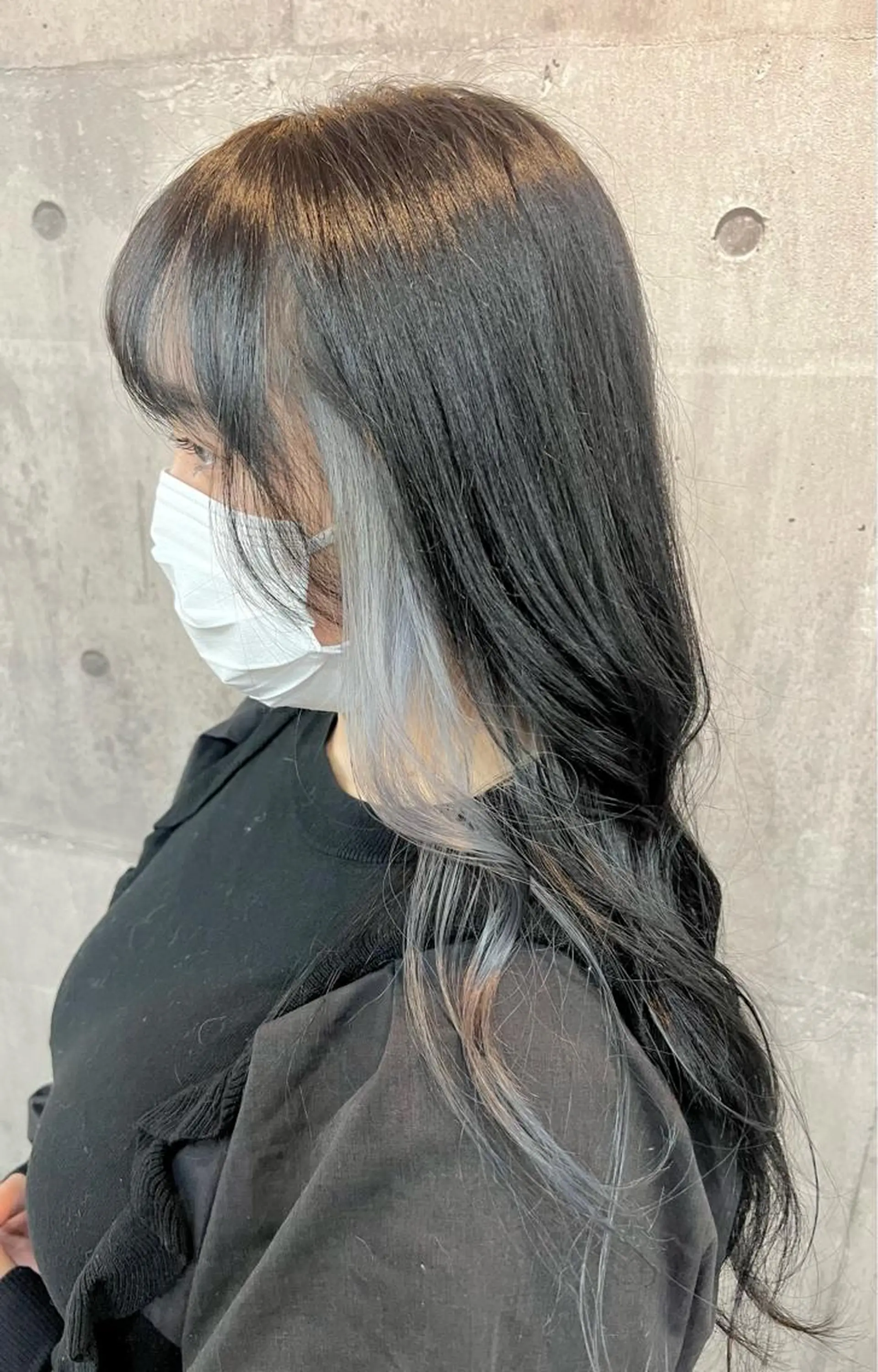 ロング カラー グレージュ インナーカラー レイヤー/韓国 ハイトーン興津史弥のヘアスタイル