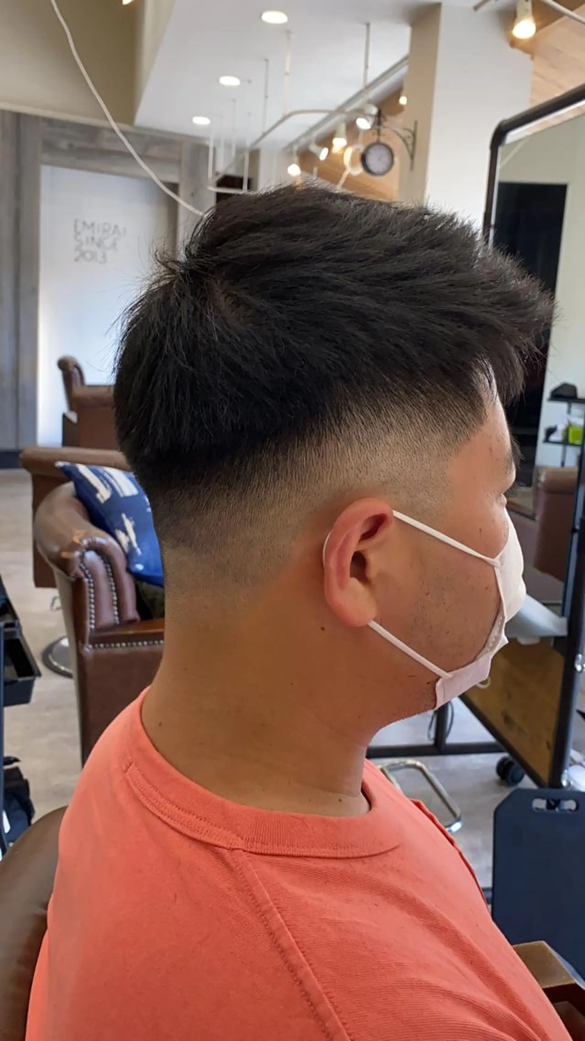 ショート メンズ フェードカット カット ヘッドスパ ヘアセット 🟢NEGi🟣 🫧髪質改善のヘアスタイル