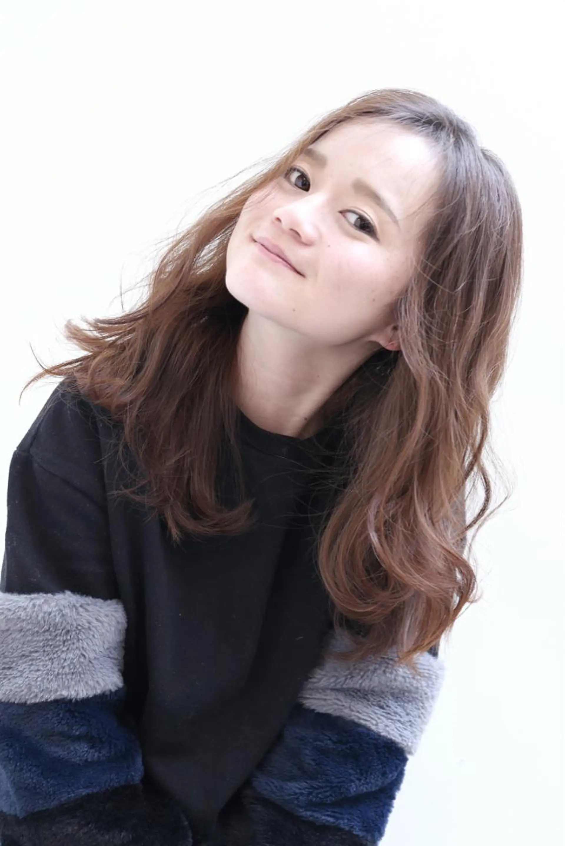 セミロング カラー イルミナカラー トリートメント カット ヘアカラー 髪質改善/イルミナ/ 城崎のヘアスタイル