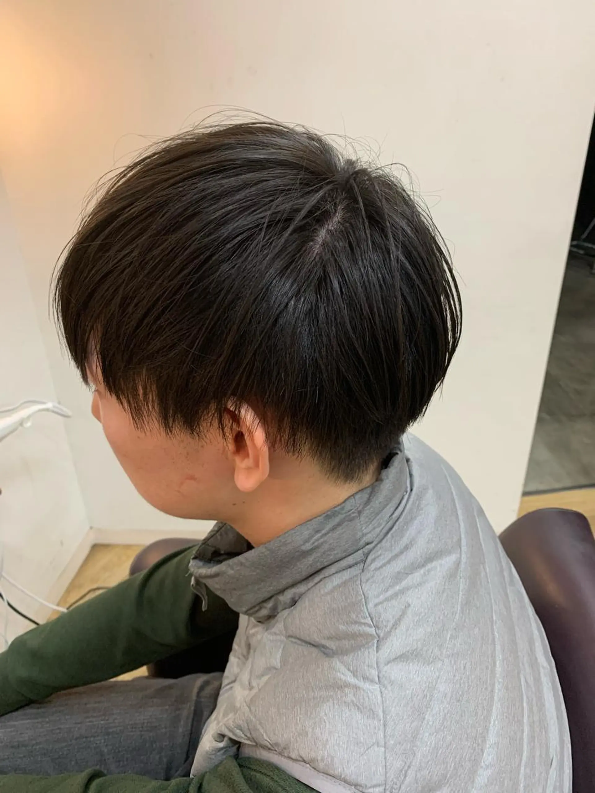 メンズ マッシュ 刈り上げ メンズサロン　アソビ所属・【扱いやすいパーマ】 眞鍋拓己のヘアスタイル