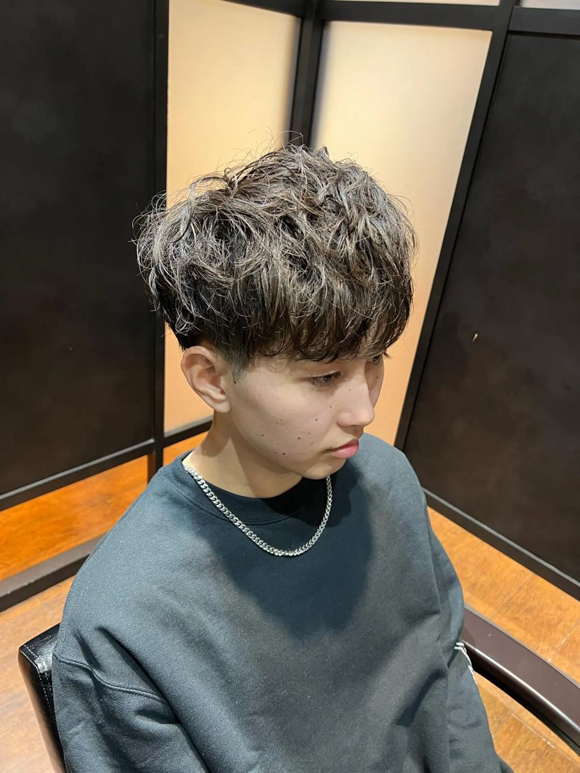 パーマ メンズ newi TATSUのヘアスタイル