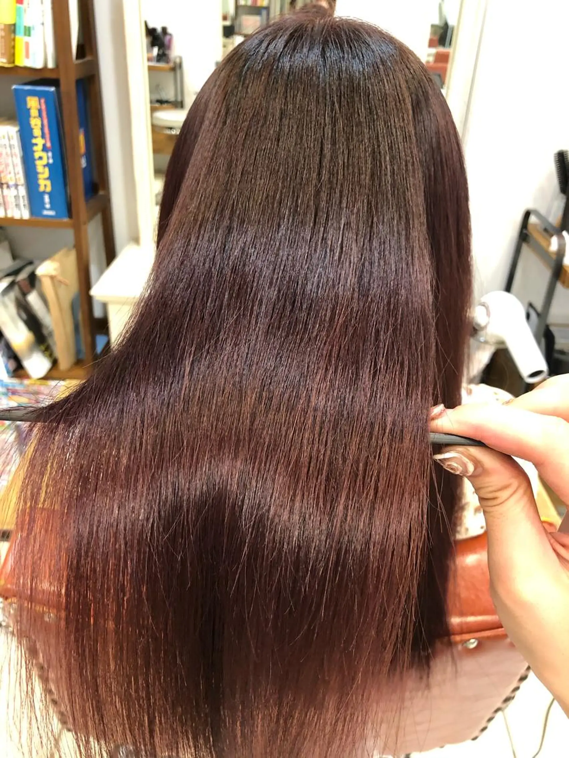 ミディアム カラー \脱・うねり& 広がり/gite菊のヘアスタイル