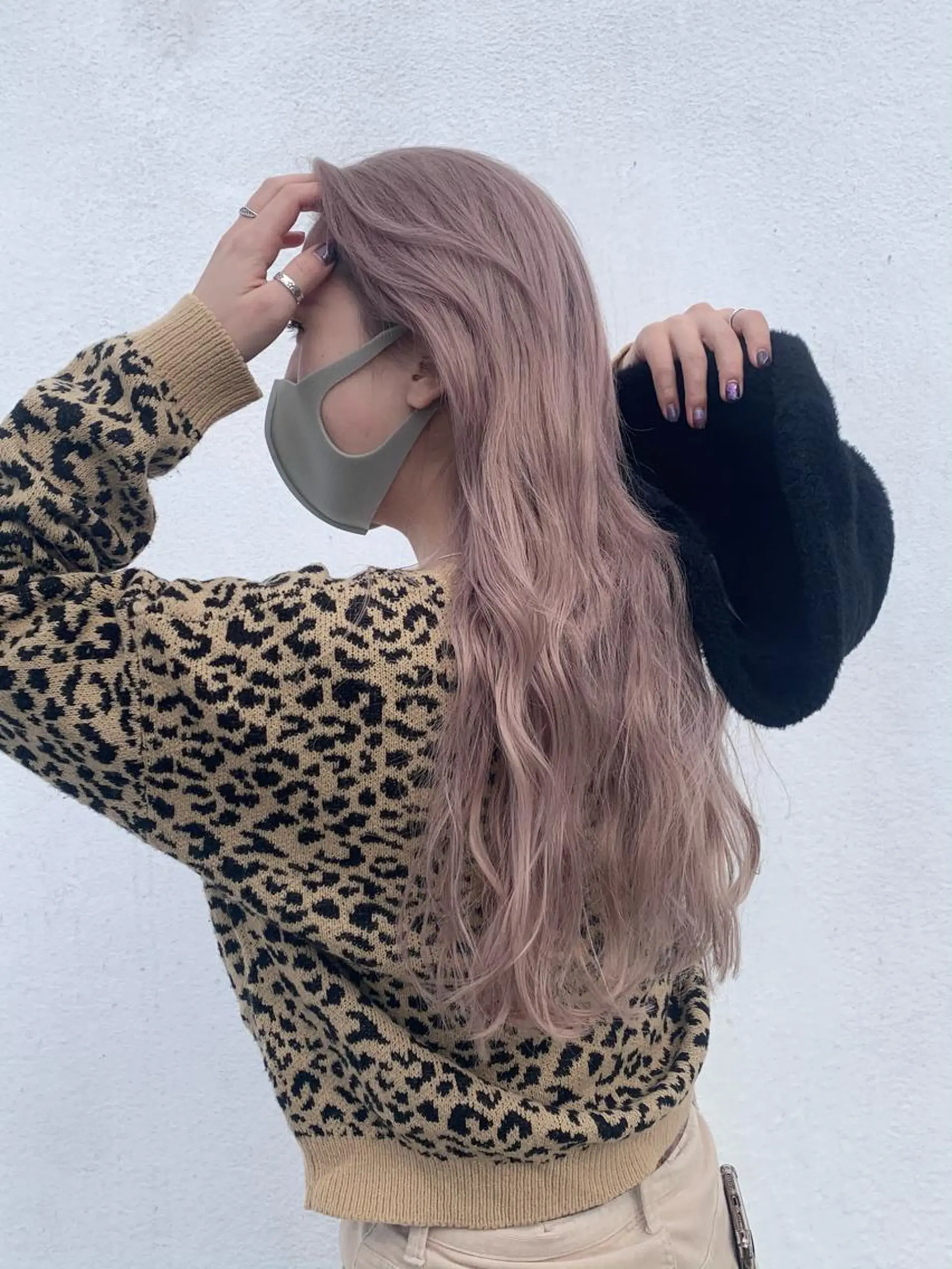 ロング カラー ヘアアレンジ ブリーチ ピンクカラー ホワイトピンク カット ヘアカラー トリートメント 艶ハイトーン/ヘア アレンジAYAKAのヘアスタイル