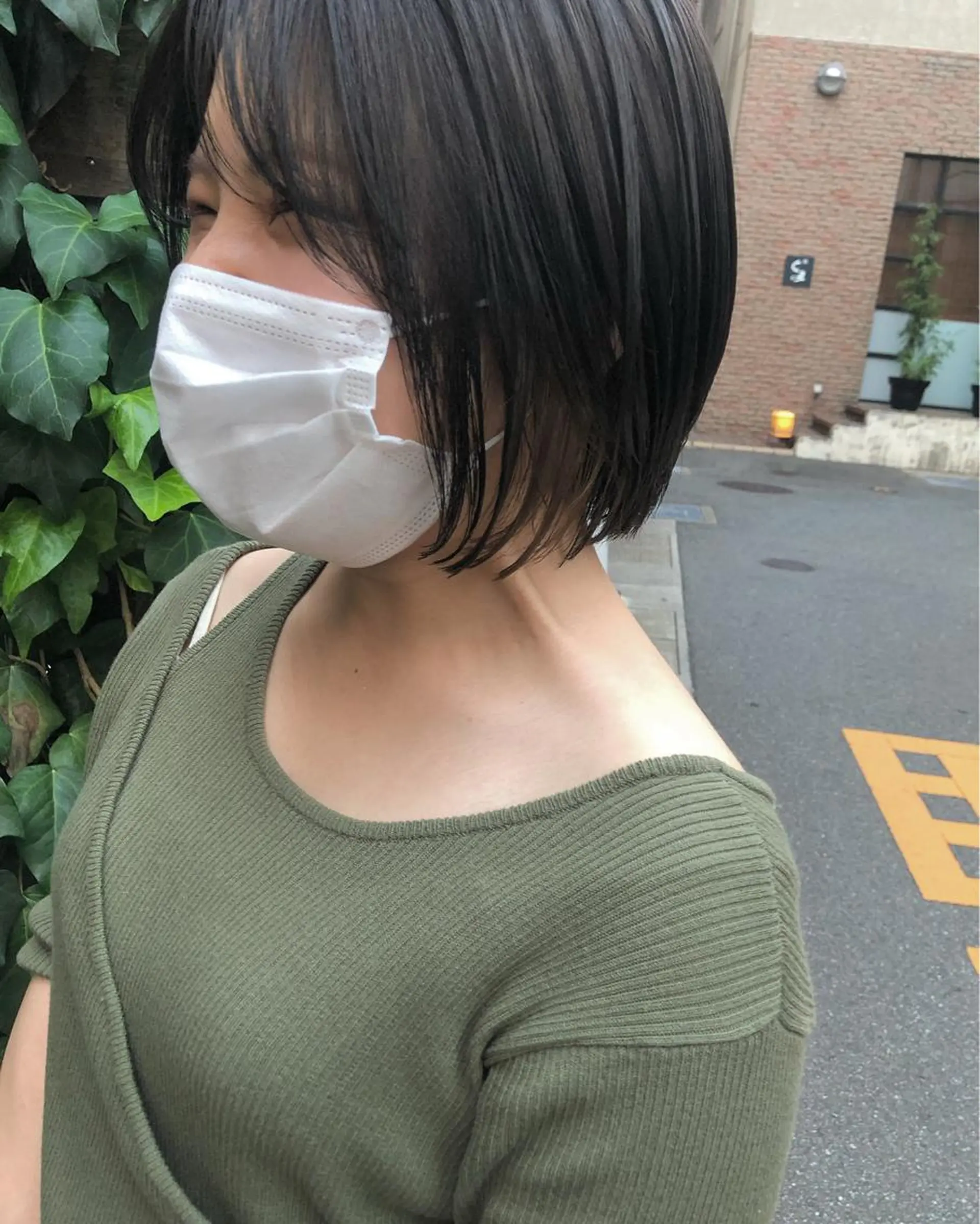 ショート レイヤーカット/ 透明感カラーmikuのヘアスタイル