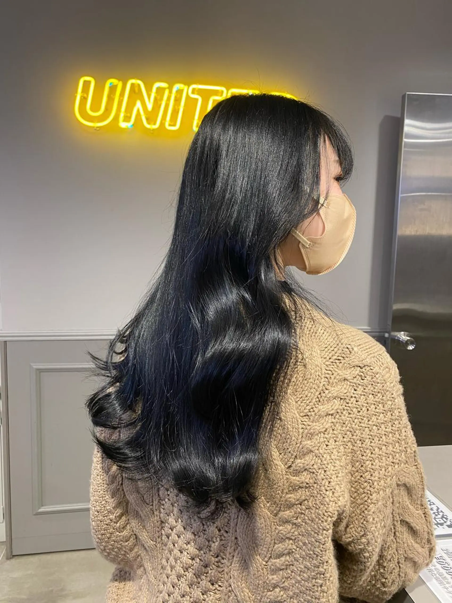 ミディアム カラー カット ヘアカラー トリートメント ヘッドスパ 韓国/トレンド レイヤー【101】のヘアスタイル