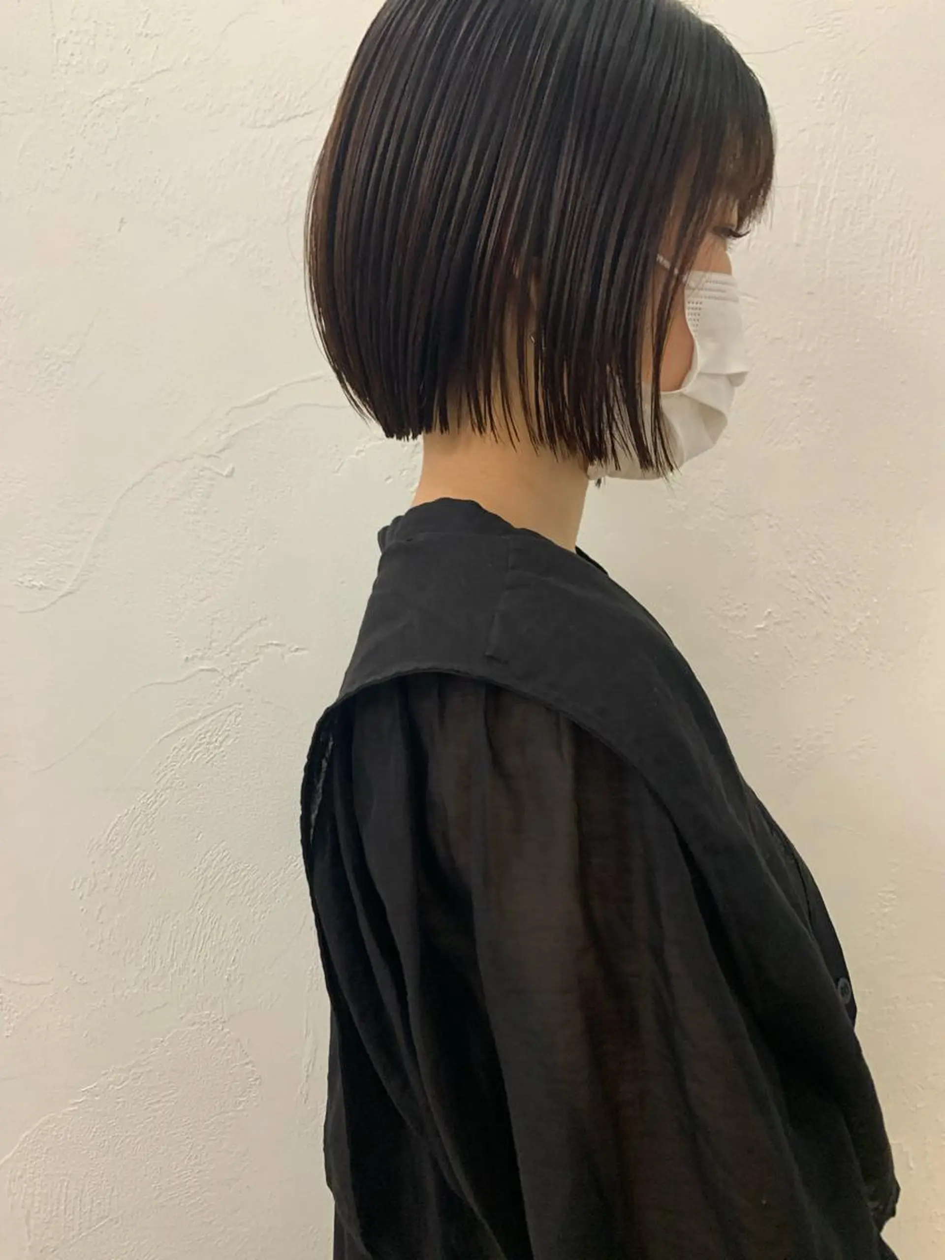 ショート カラー ネイル カット ヘッドスパ ハイトーン&暗髪🔥 表参道二刀流マエダのヘアスタイル