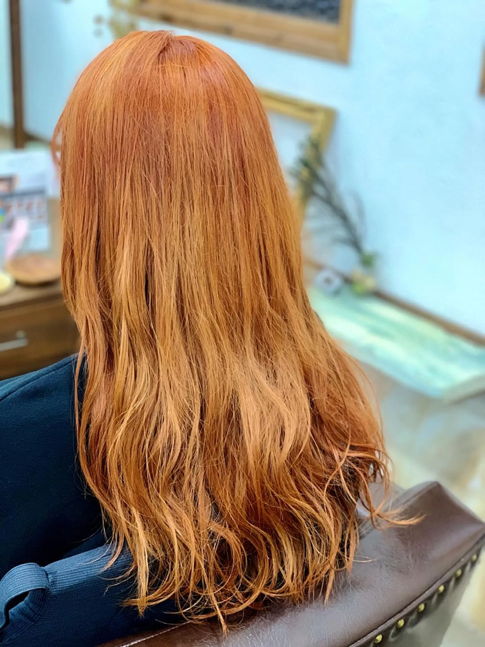 セミロング カラー ブラウンカラー オレンジ オレンジブラウン イケダ ハルカのヘアスタイル