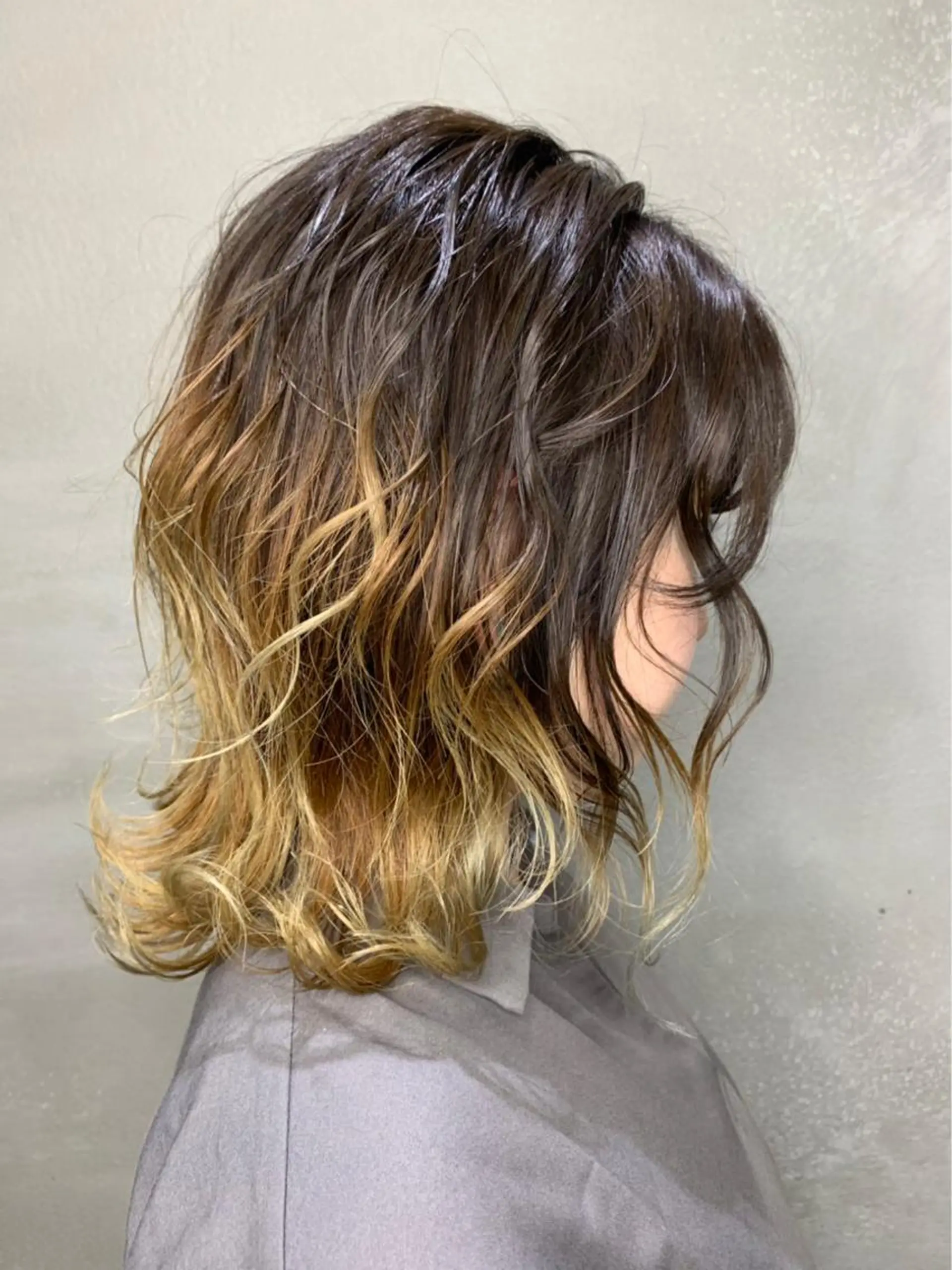 ミディアム カラー バレイヤージュ レイヤーカット edge.所属・くまがい みゆ【edge.】のヘアスタイル