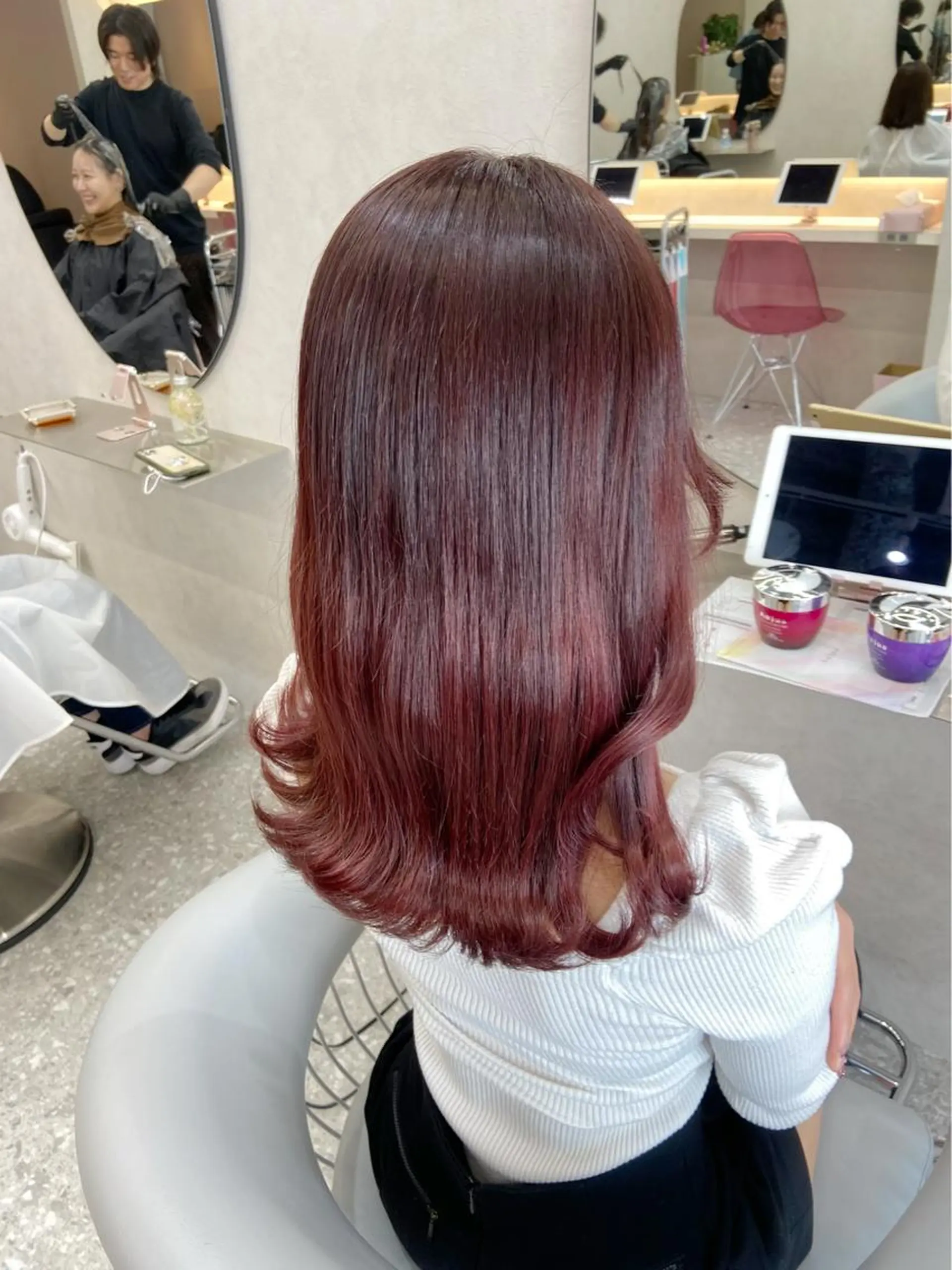 ミディアム カラー シールエクステ ブリーチ ブラウンカラー ケアカラー ダブルカラー カット ヘアカラー トリートメント 新宿/韓国ヘア 中明度カラー/かやのヘアスタイル