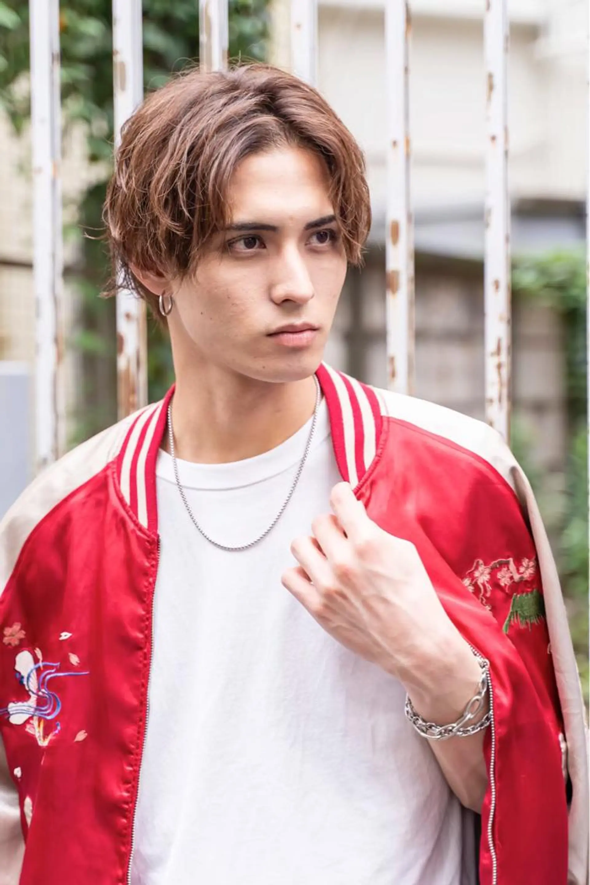 カラー ヘアアレンジ メンズ 🕊️レイヤーカット 透明感カラー GOのヘアスタイル