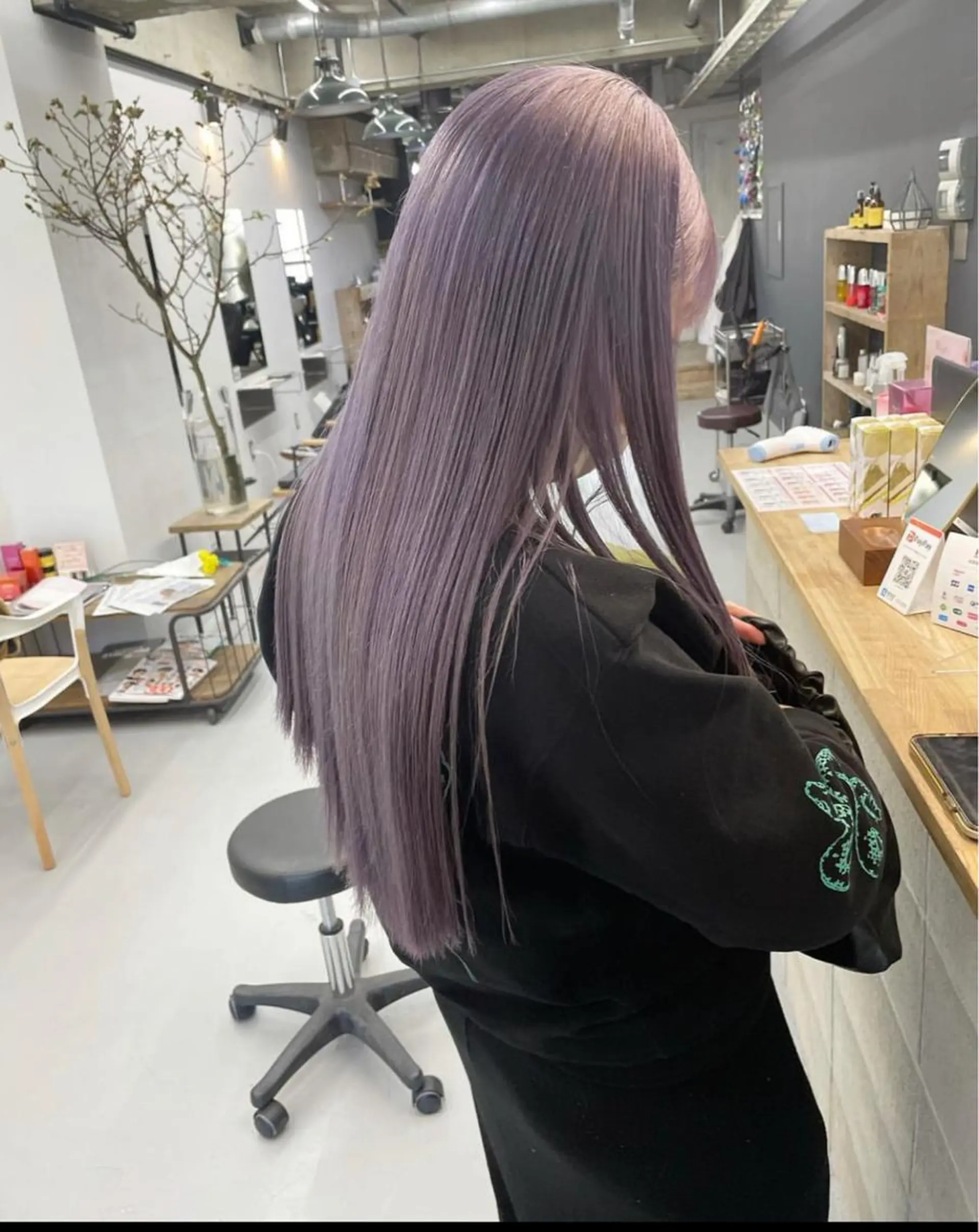 ロング カラー スパイキーショート パーマ　具志堅　太志のヘアスタイル
