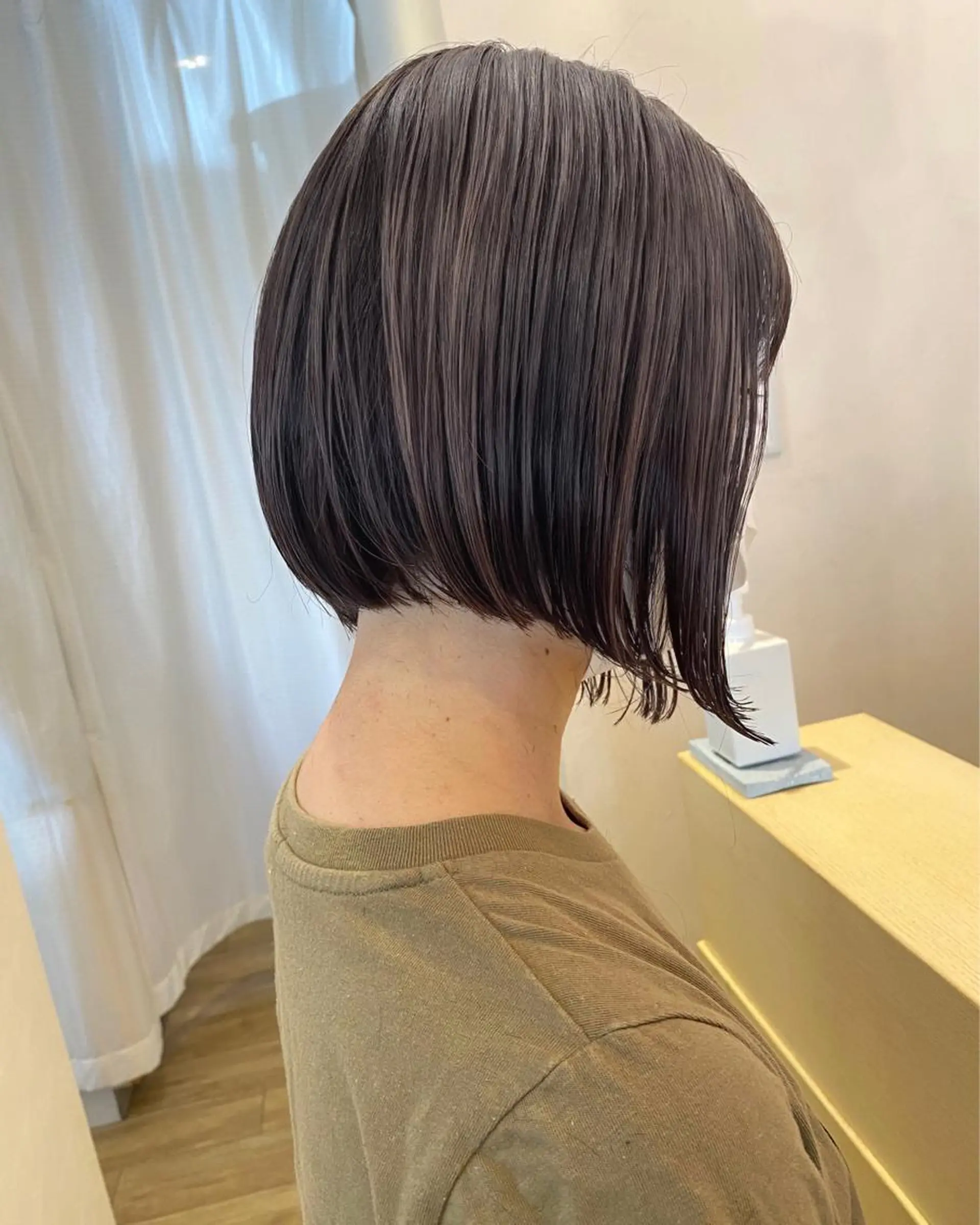 ショート カラー イルミナカラー カット ヘアカラー grand juteのヘアスタイル