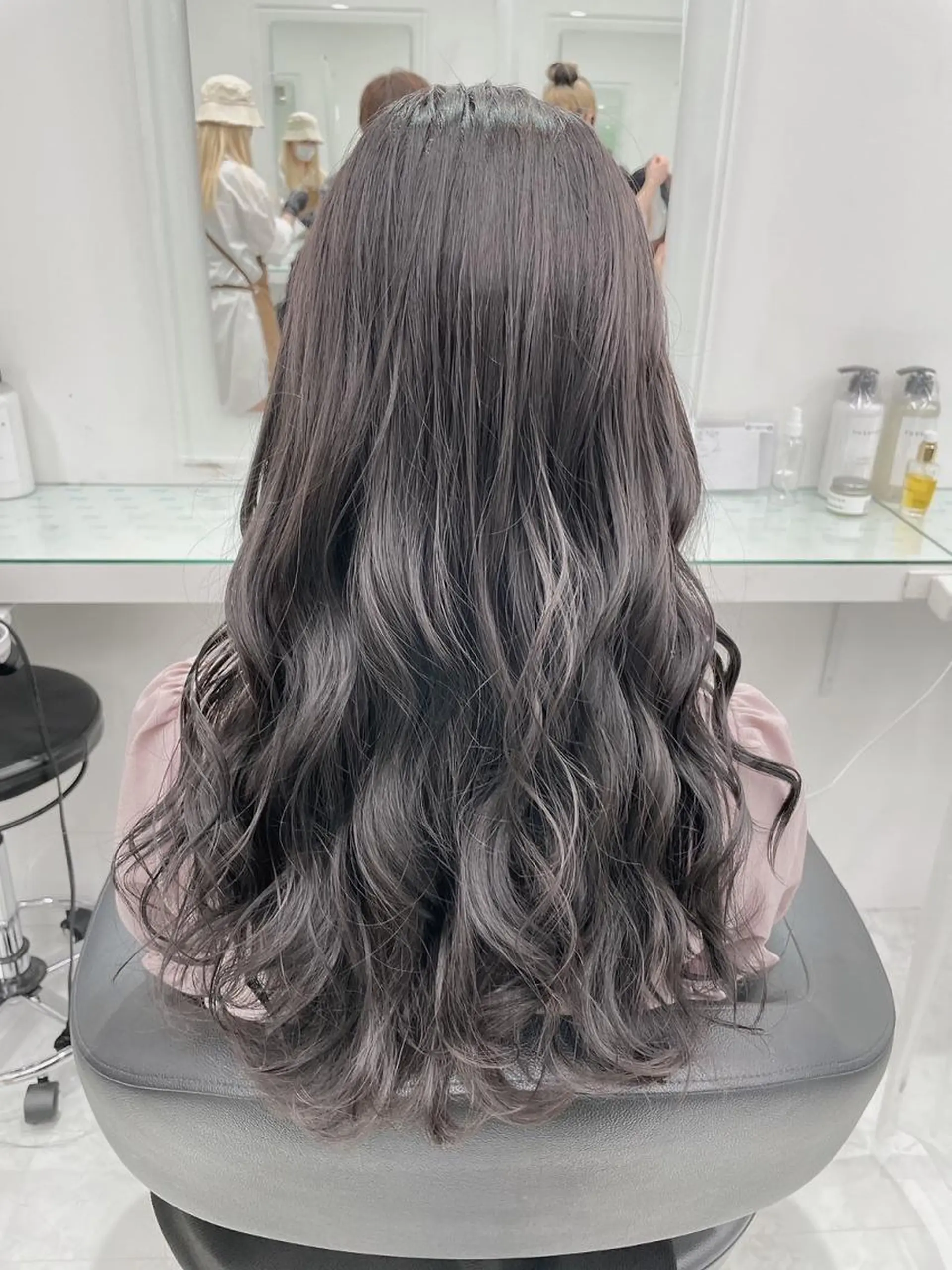 ロング カラー ヘアアレンジ 透け上品ハイトーン 職人ゆうと🤍のヘアスタイル