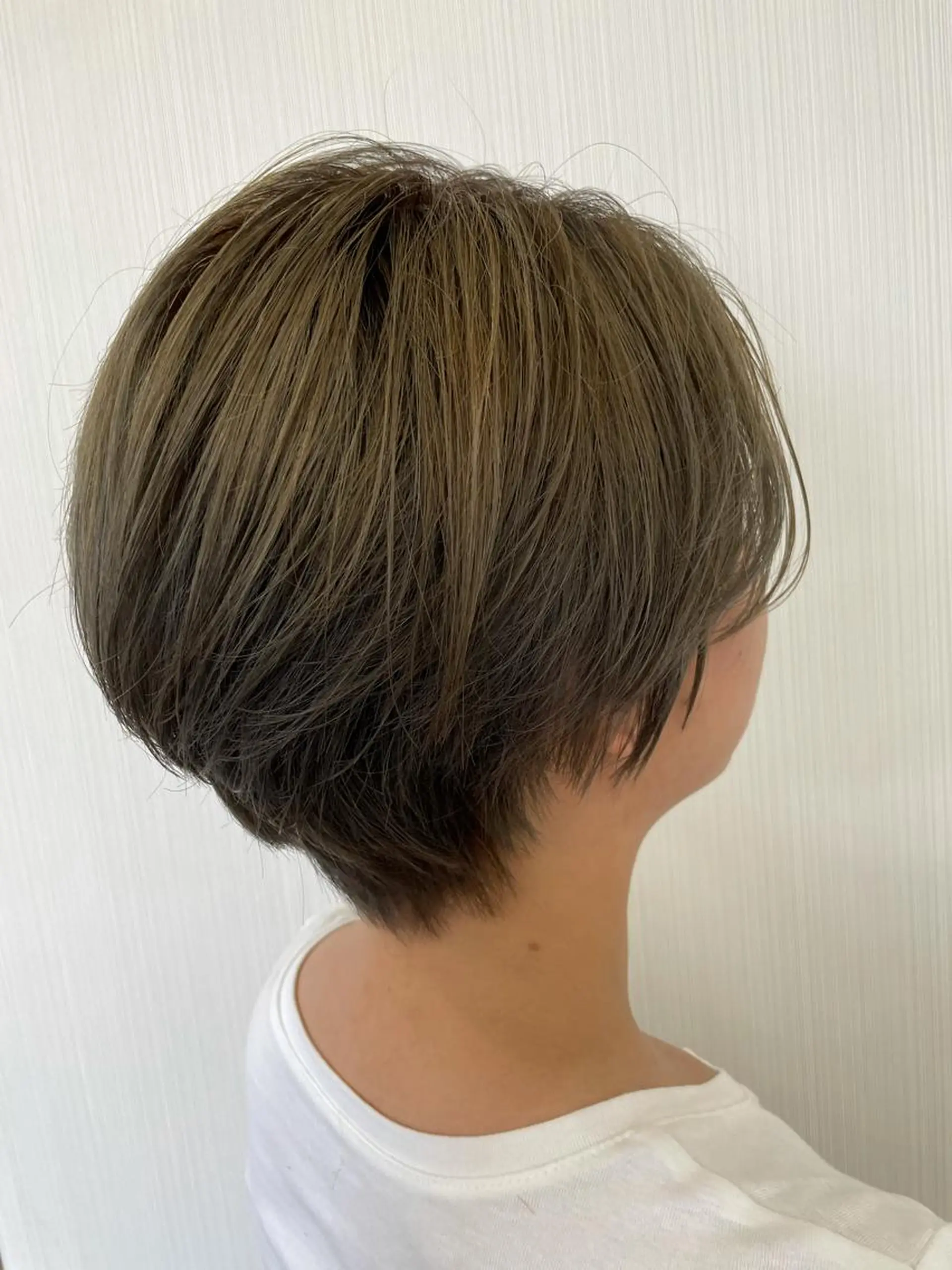 ショート カラー カット ヘアカラー 村井 力のヘアスタイル