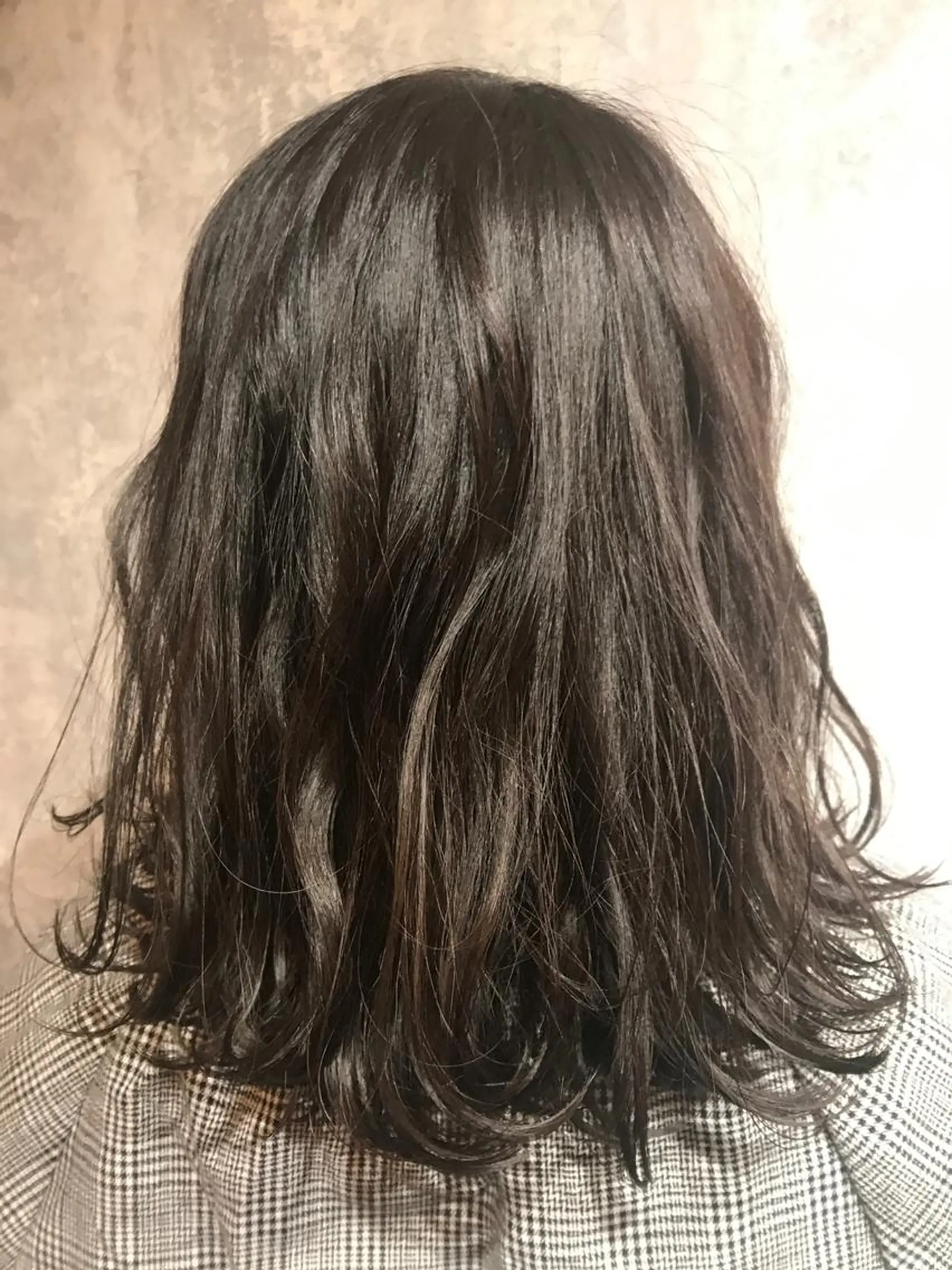 ミディアム カラー アッシュ ブリーチ ブルーカラー グレージュ ネイビーカラー vato マンツーマンサロンのヘアスタイル