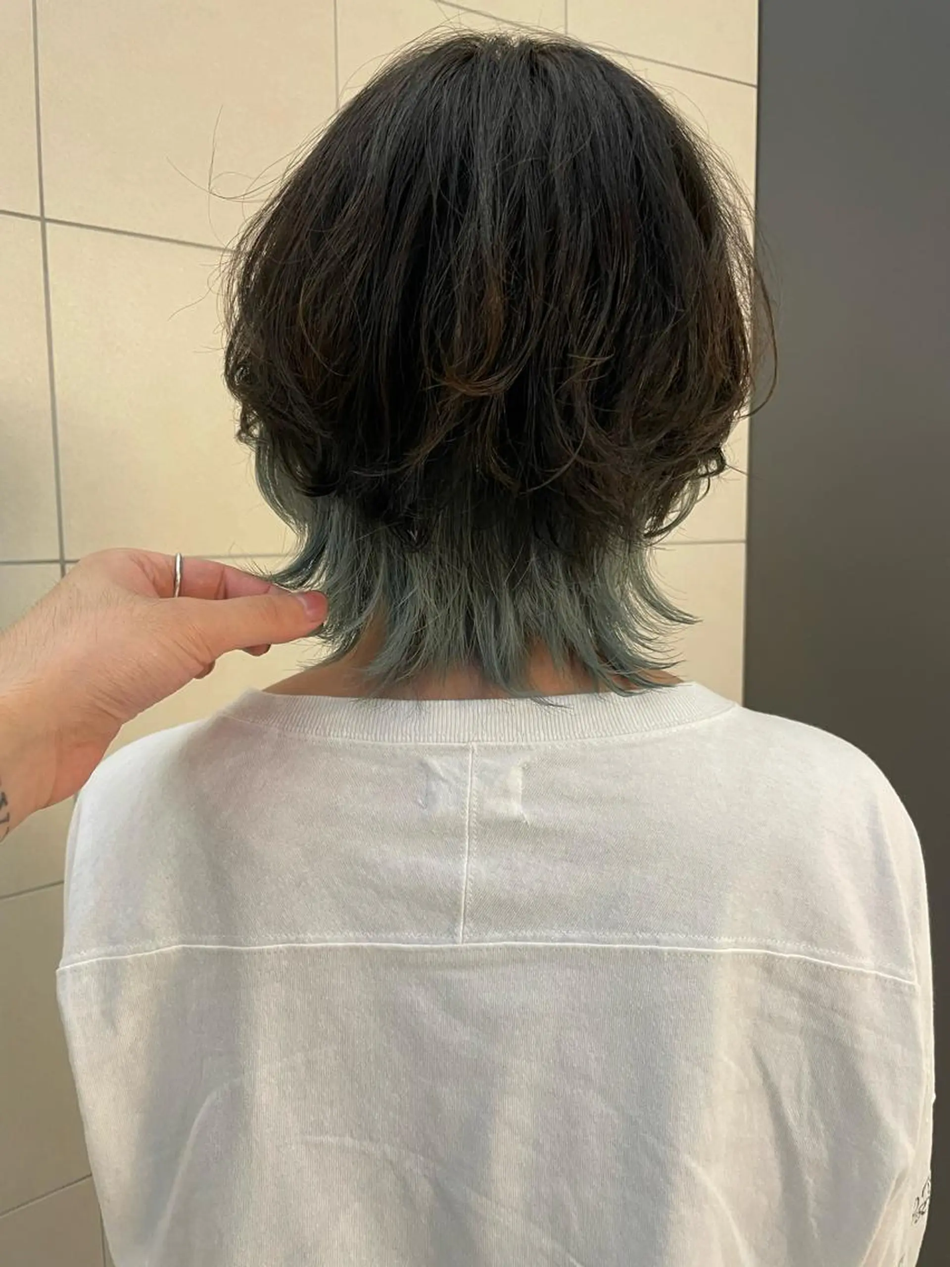 ショート カラー カット ヘアカラー ケアブリーチ/ エクステ/レイヤーのヘアスタイル