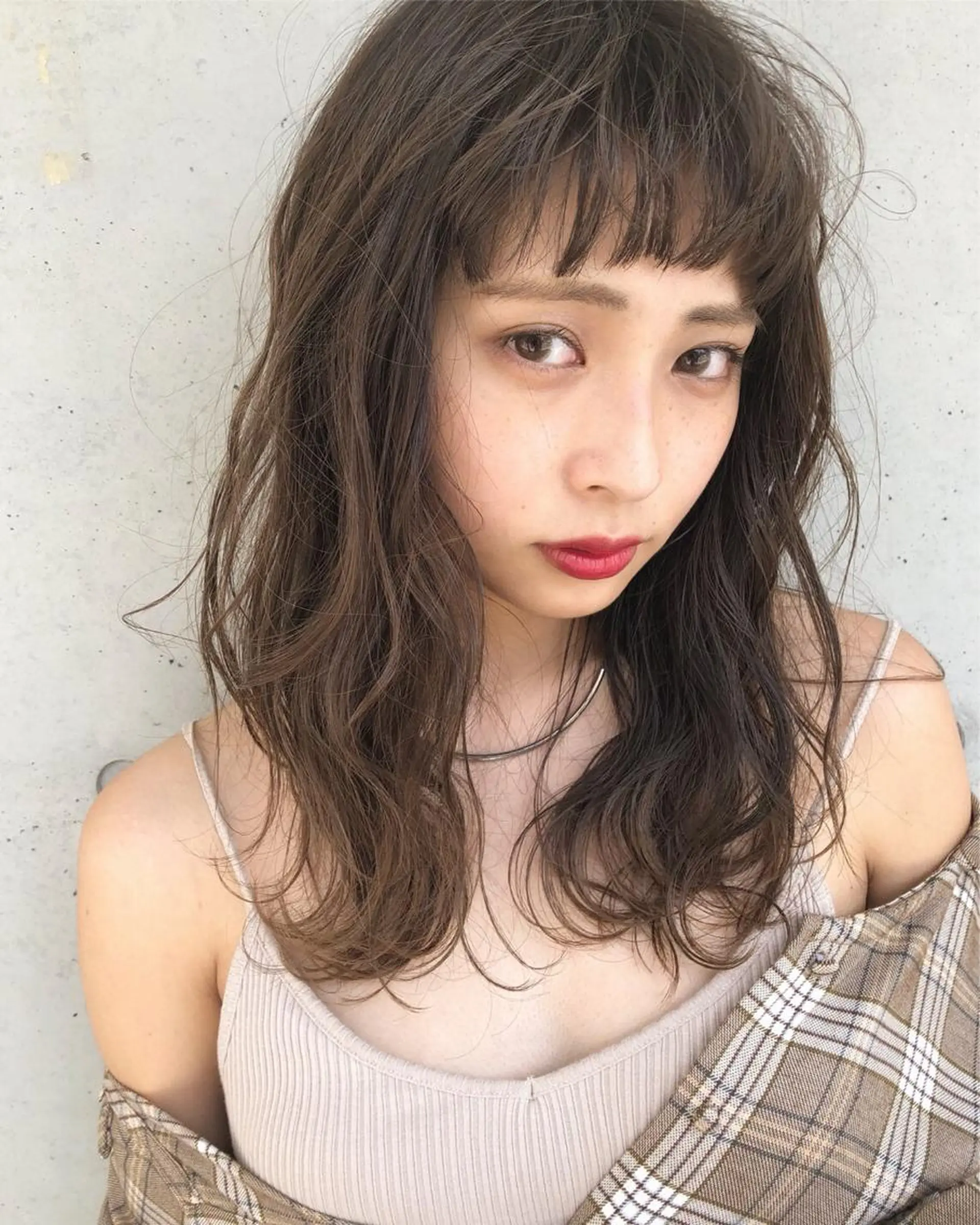 ミディアム カラー ヘアアレンジ フォギーグレージュ グレージュ カット ヘアカラー トリートメント GiseL天神カラー 髪質改善/ブリーチのヘアスタイル