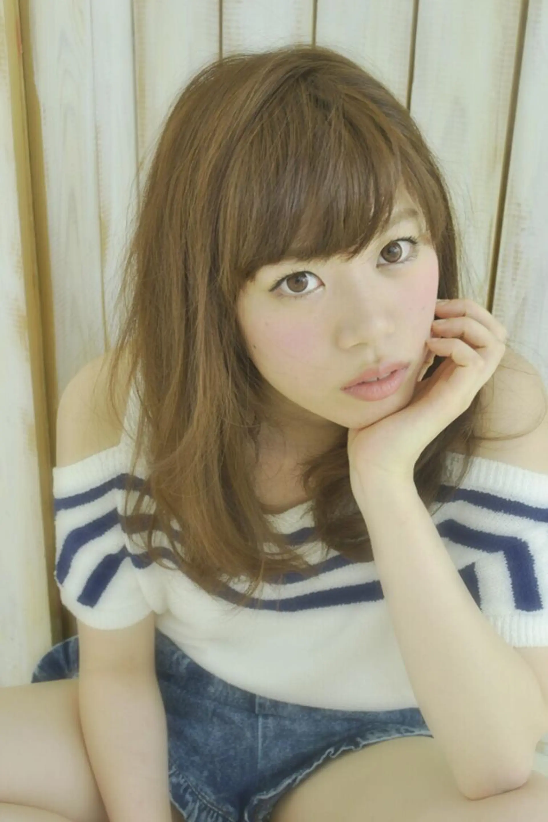 ミディアム セミロング カラー ベージュカラー sato yoのヘアスタイル