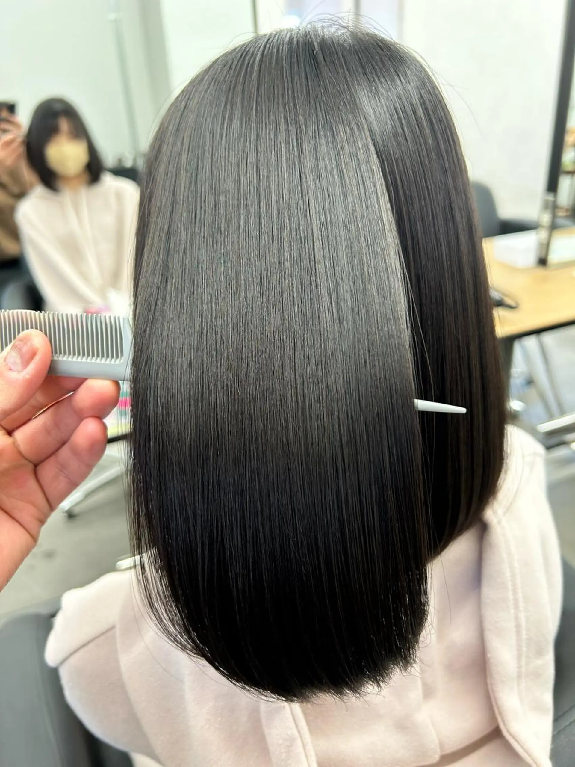 ミディアム カット 縮毛矯正 髪質改善/艶髪 ミトモリシュウトのヘアスタイル