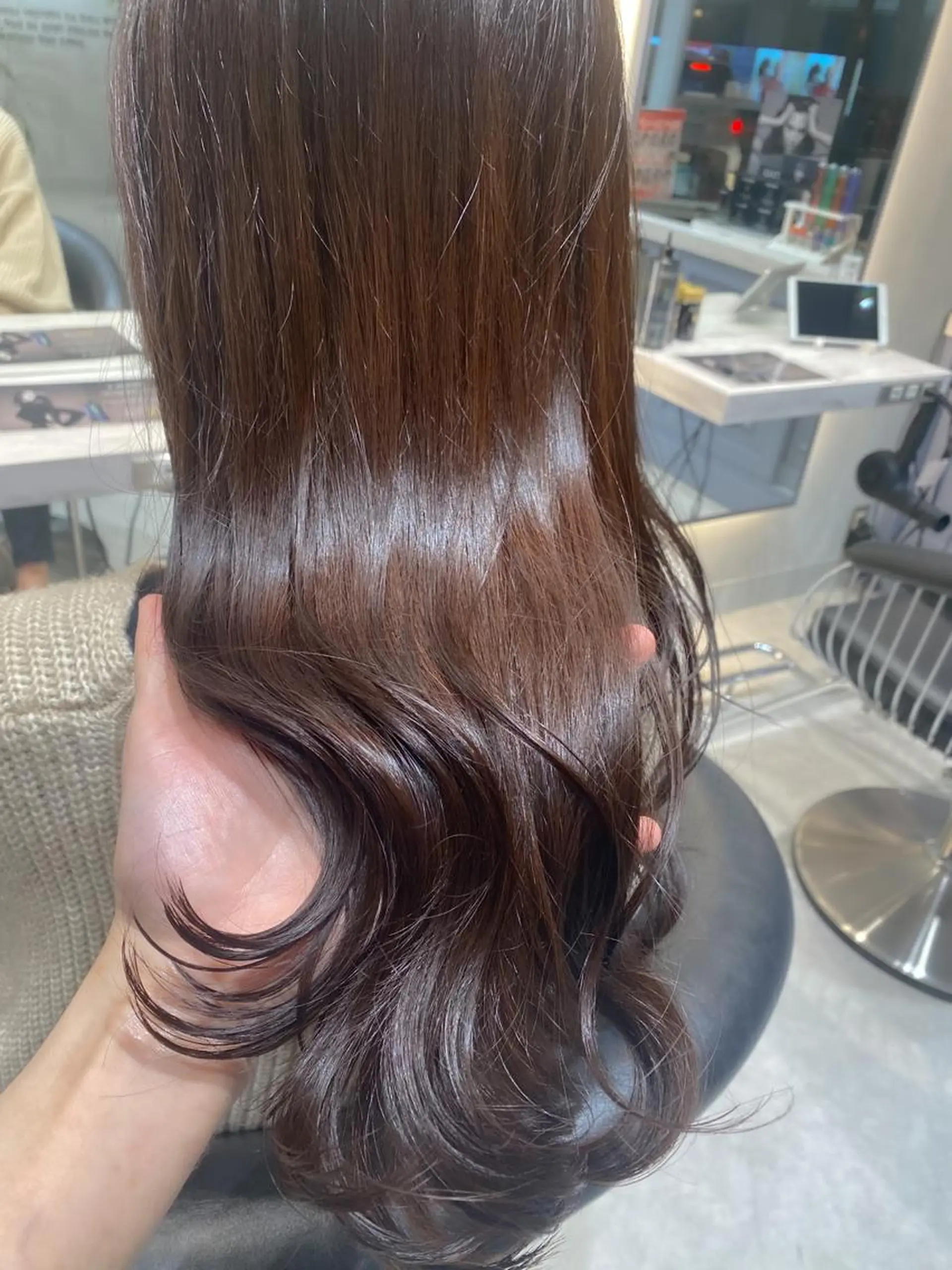 ミディアム ボブ/縮毛矯正/ 高嶋 優のヘアスタイル