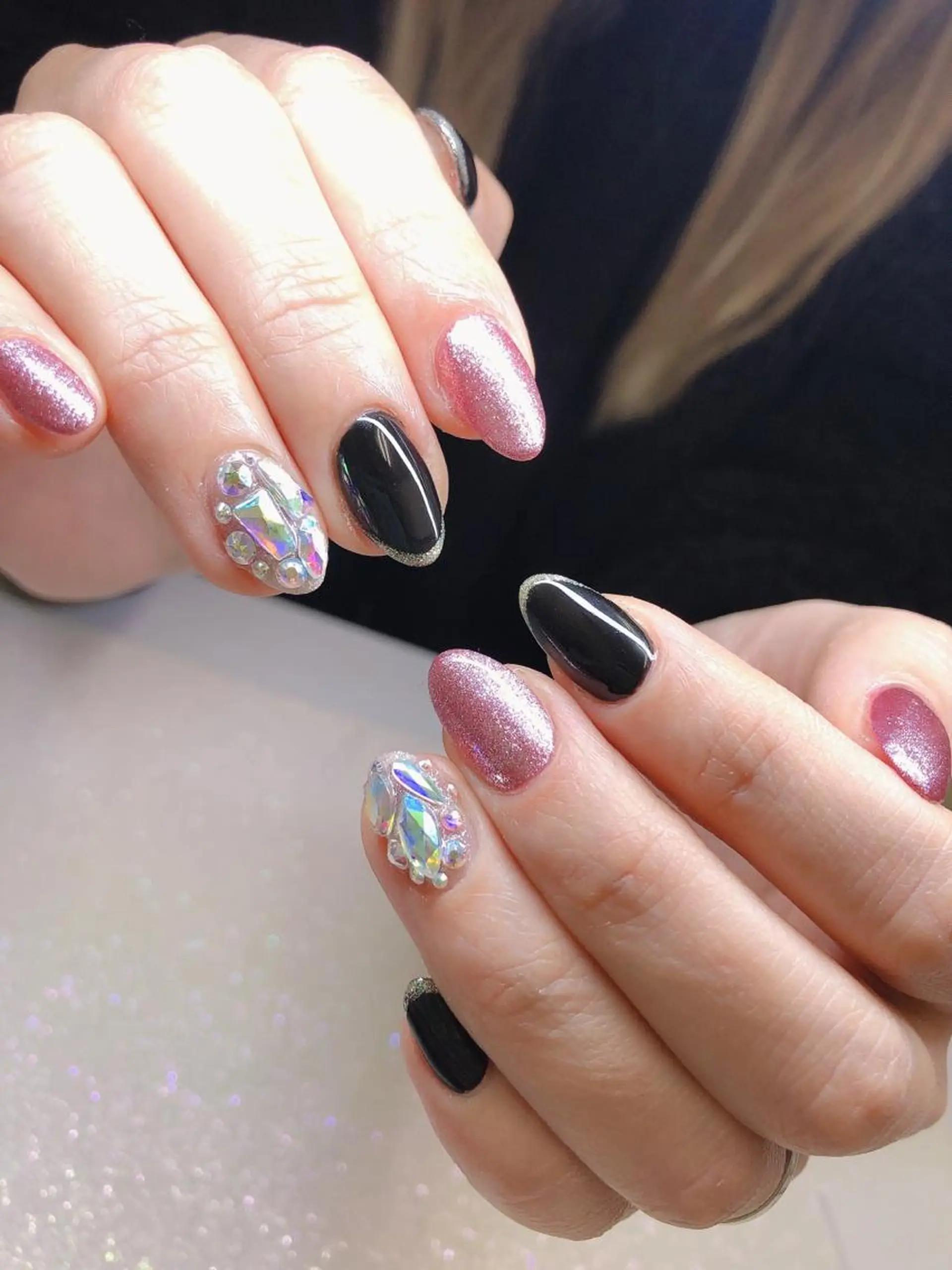 ネイル Flowerネイルサロン所属・. yukiのネイルデザイン