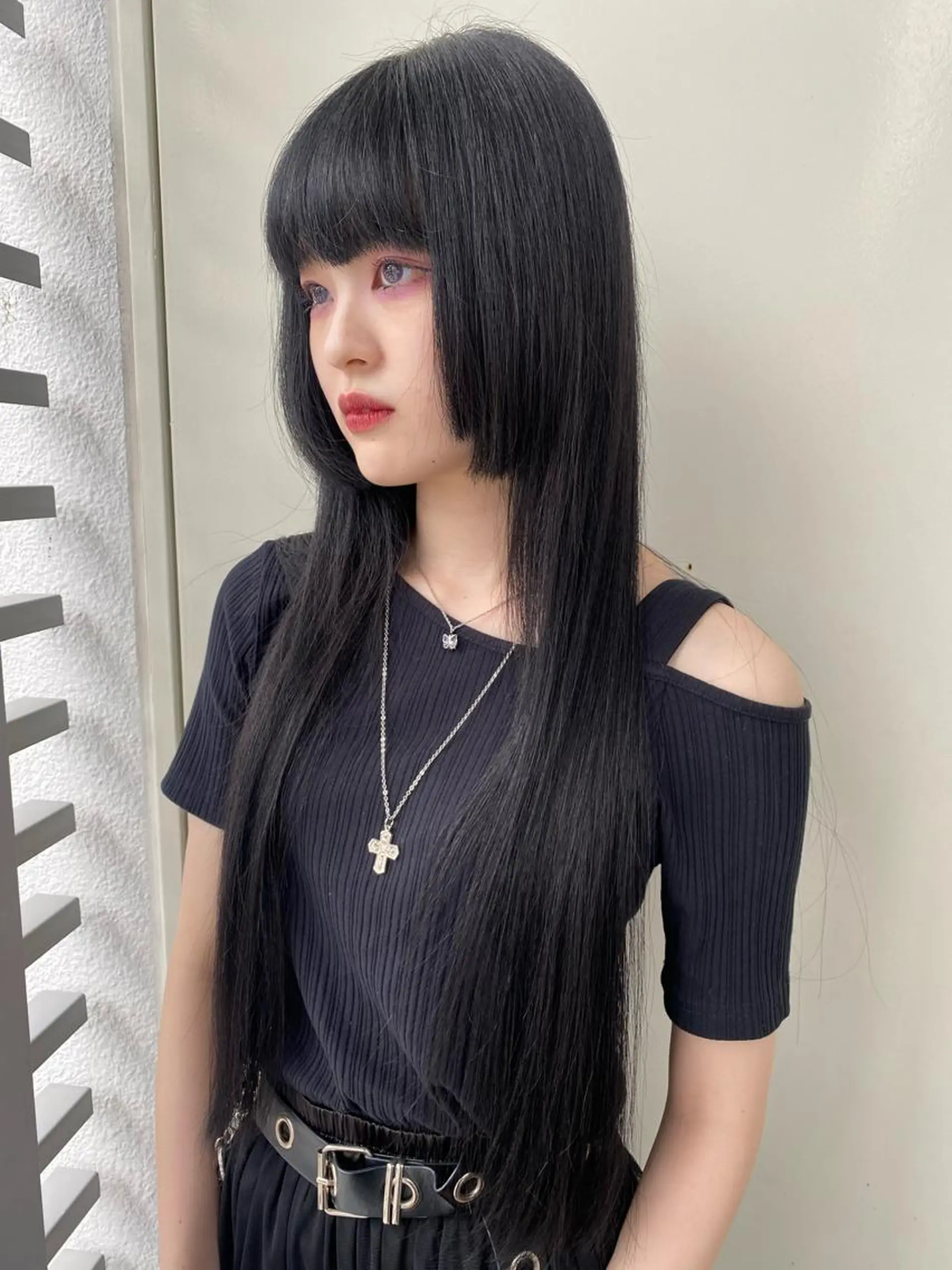 ロング カラー 韓国ヘア顔周りカット 艶髪ベージュtamaのヘアスタイル