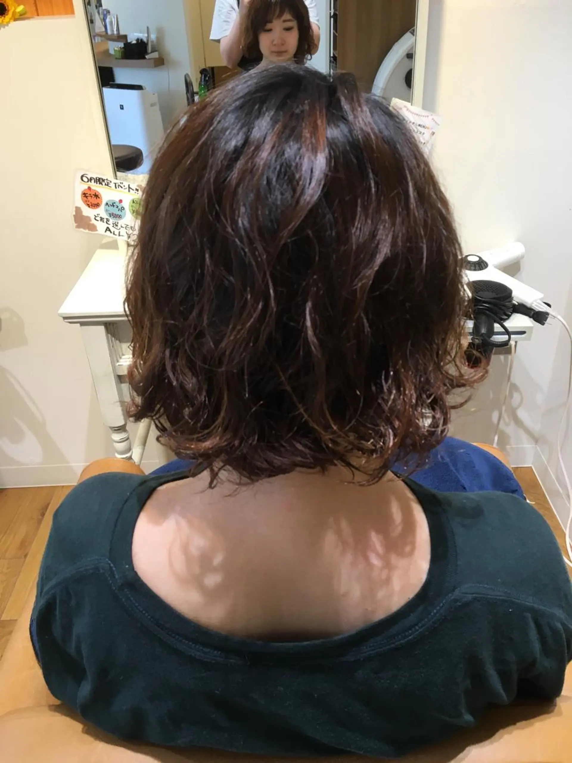 ショート パーマ 奥野 理香子のヘアスタイル