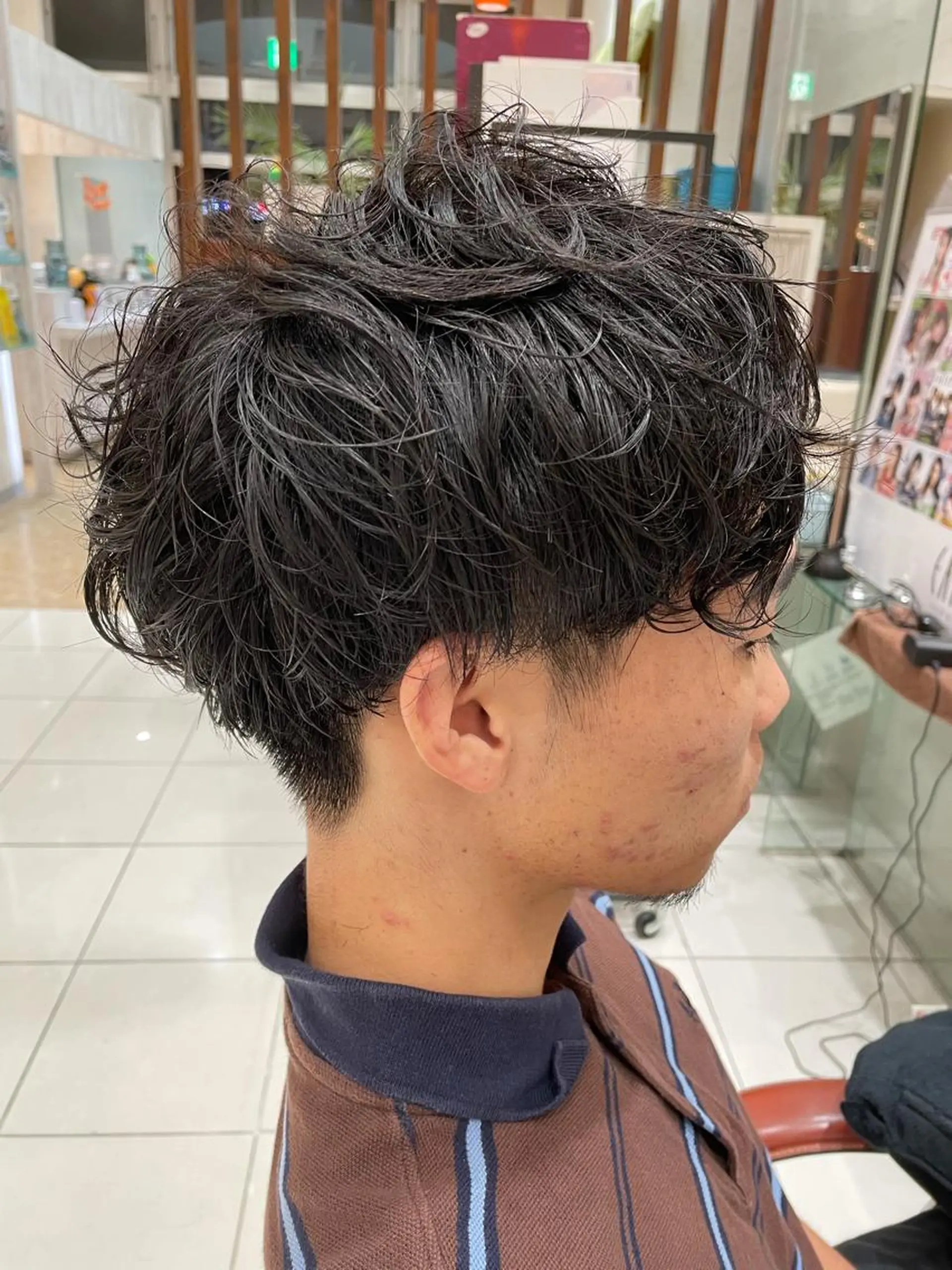 パーマ メンズ メンズパーマ スパイラルパーマ 金井 郁弥のヘアスタイル