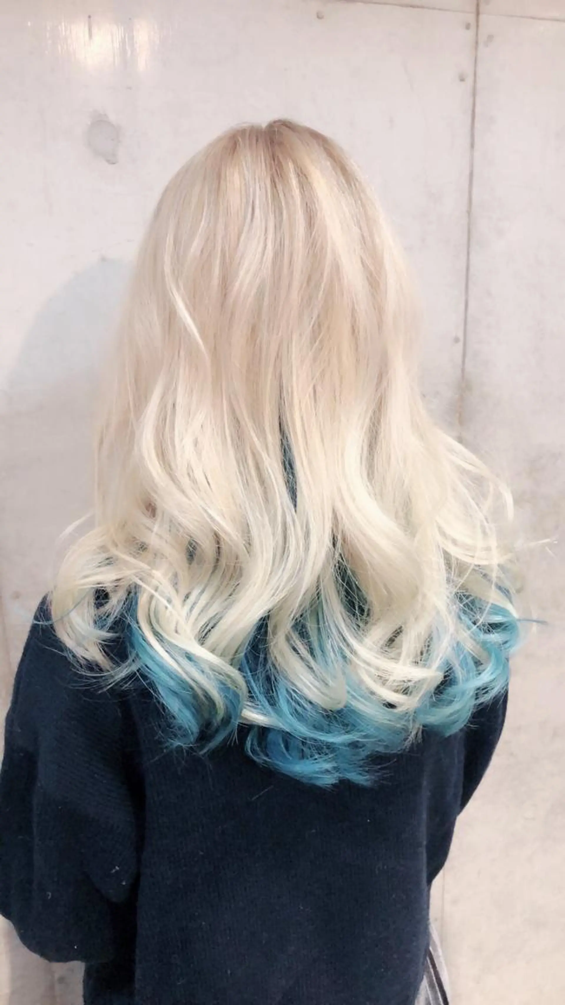 ロング カラー パーマ ヘアアレンジ メンズ メンズブリーチ ブリーチ ブルーカラー ヘアカラー トリートメント ヘッドスパ 野口 秀人 🦋髪質改善🫧のヘアスタイル