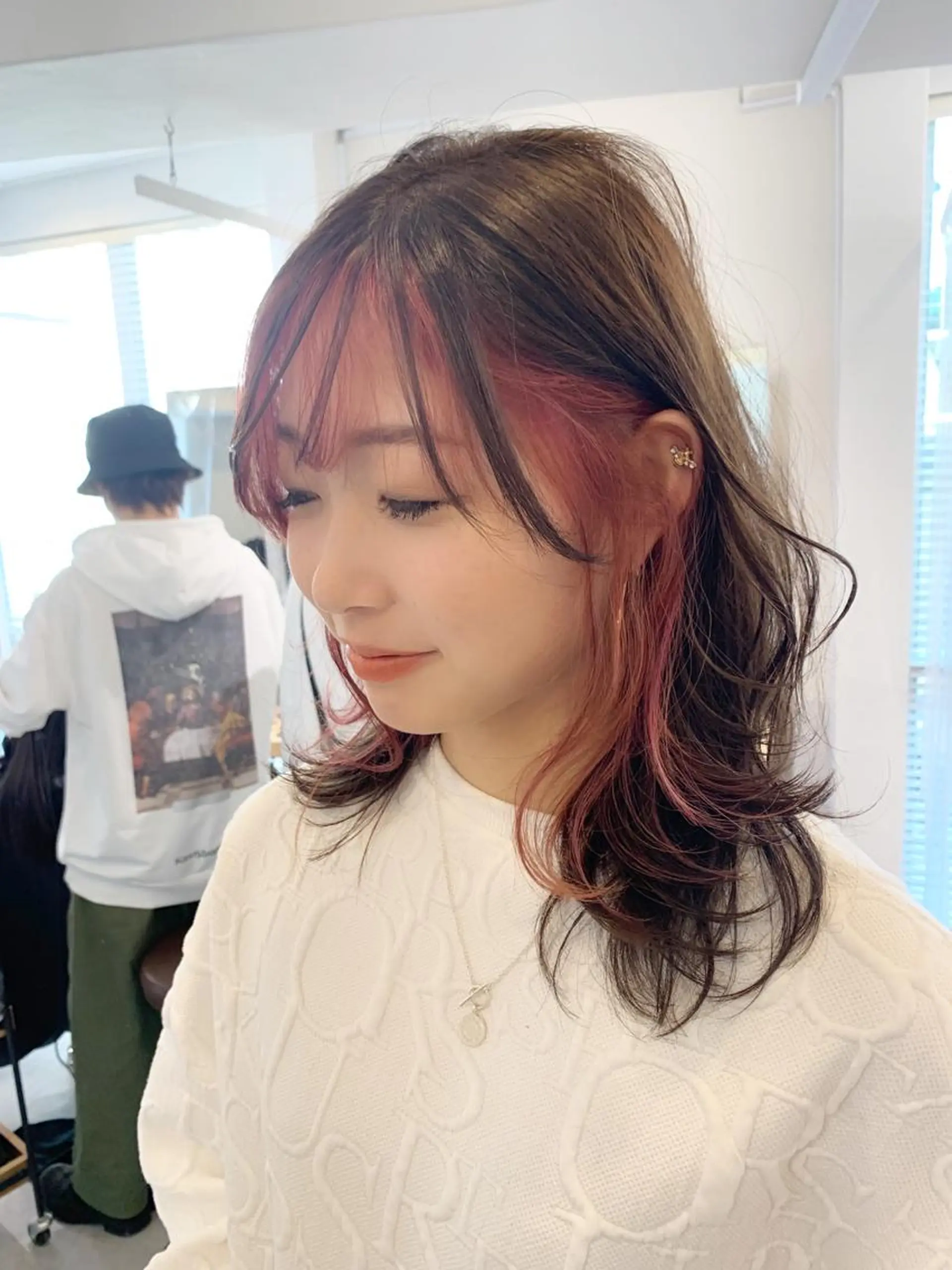 ミディアム ミストバング レイヤーカット レイヤー×縮毛矯正 深見 拓のヘアスタイル