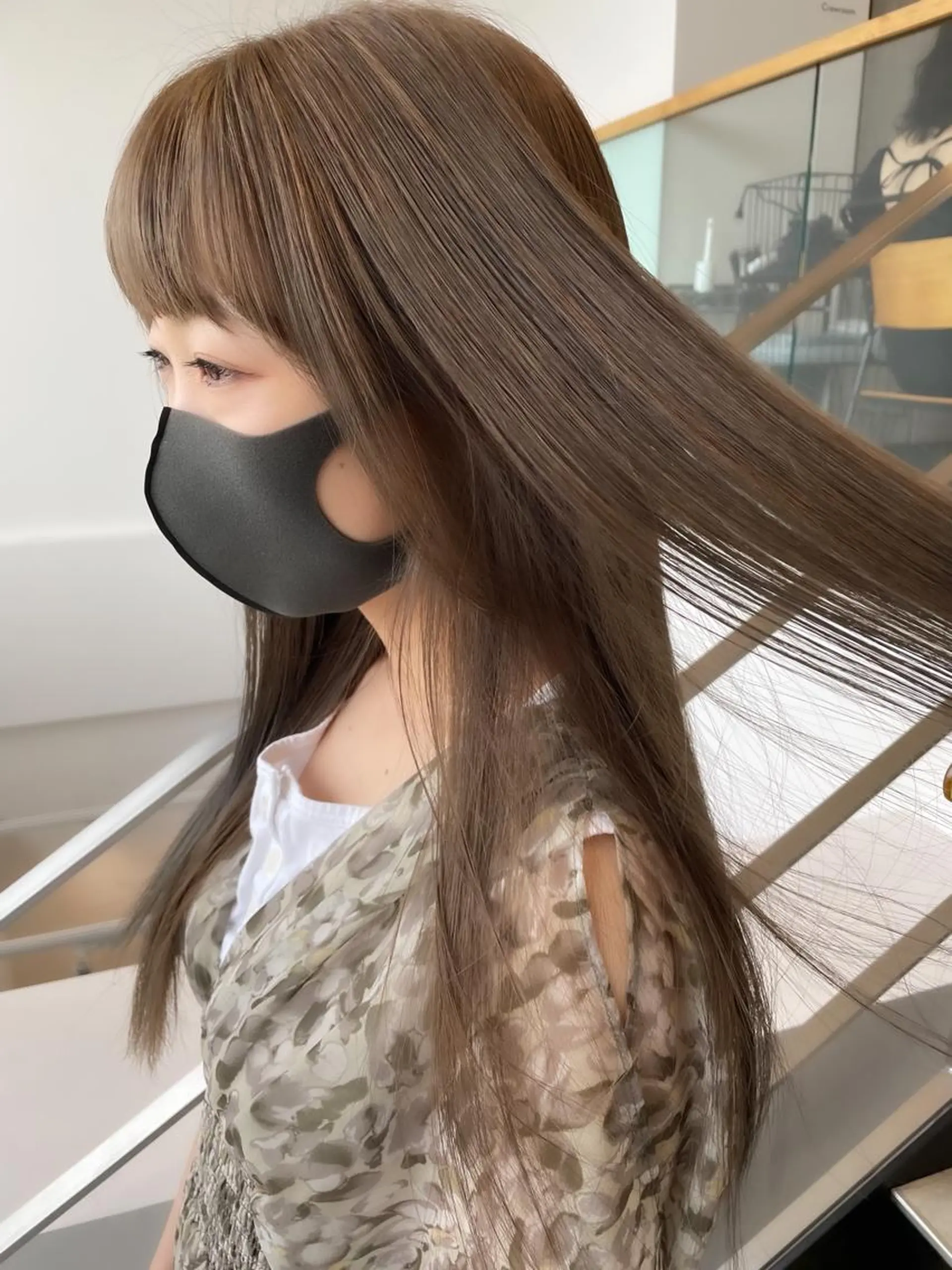 ミディアム カラー ヘアアレンジ アイブロウ ミニボブ/ブリーチ 🌈MISATOのヘアスタイル