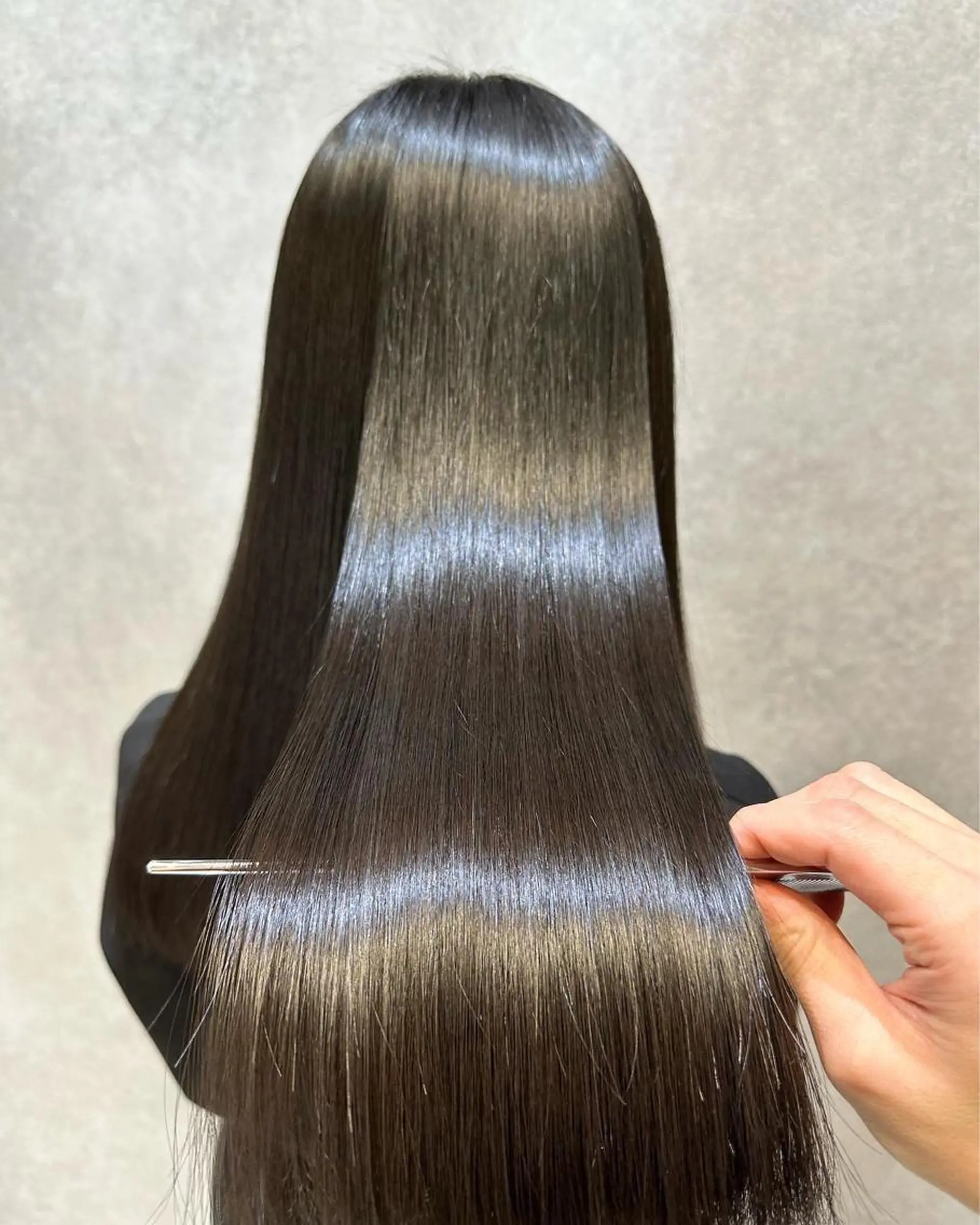 セミロング カット 縮毛矯正 トリートメント 🔸縮毛矯正/髪質 改善カラー石崎🔸のヘアスタイル